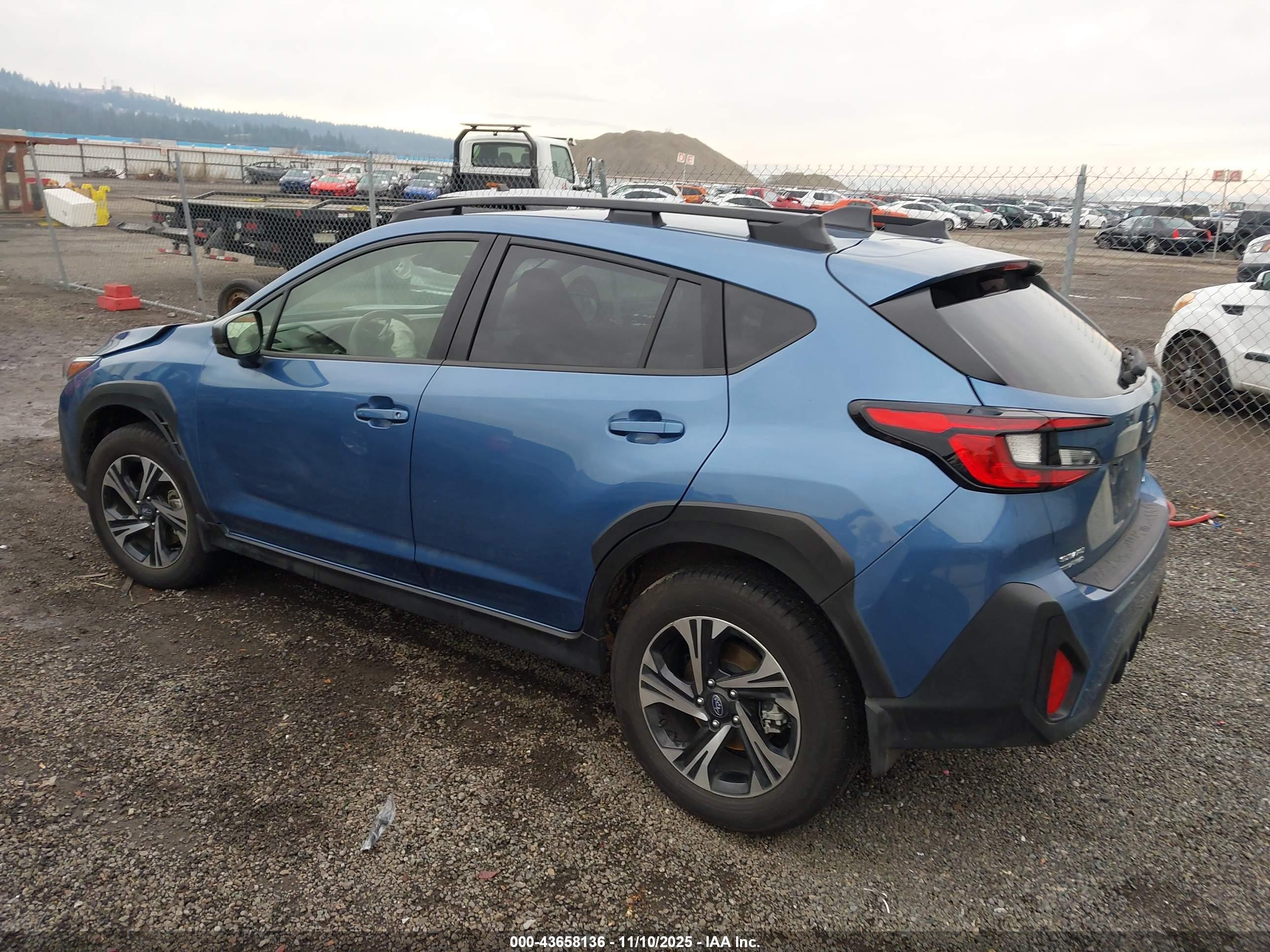 SUBARU CROSSTREK image 3