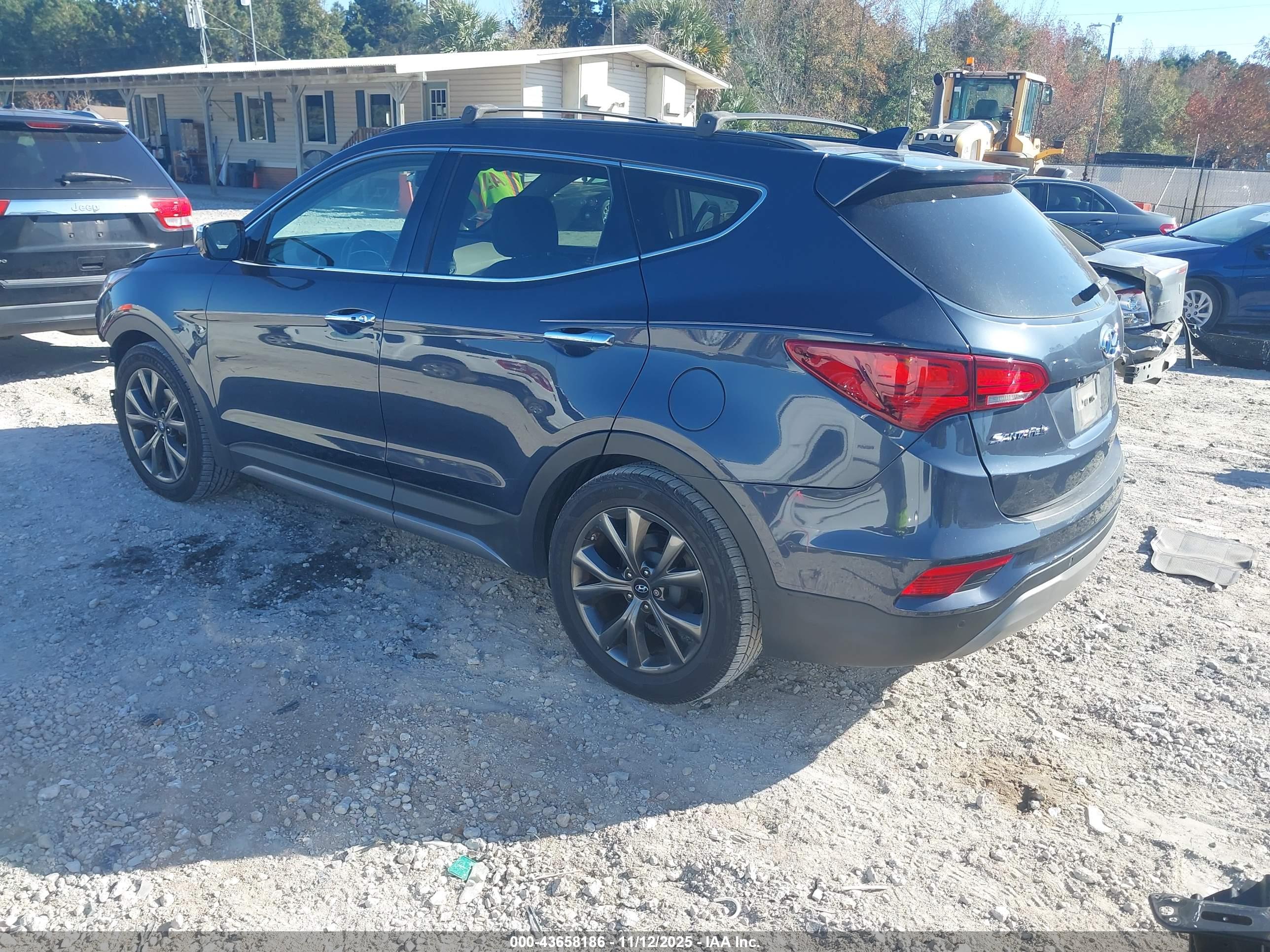 HYUNDAI SANTA image 3