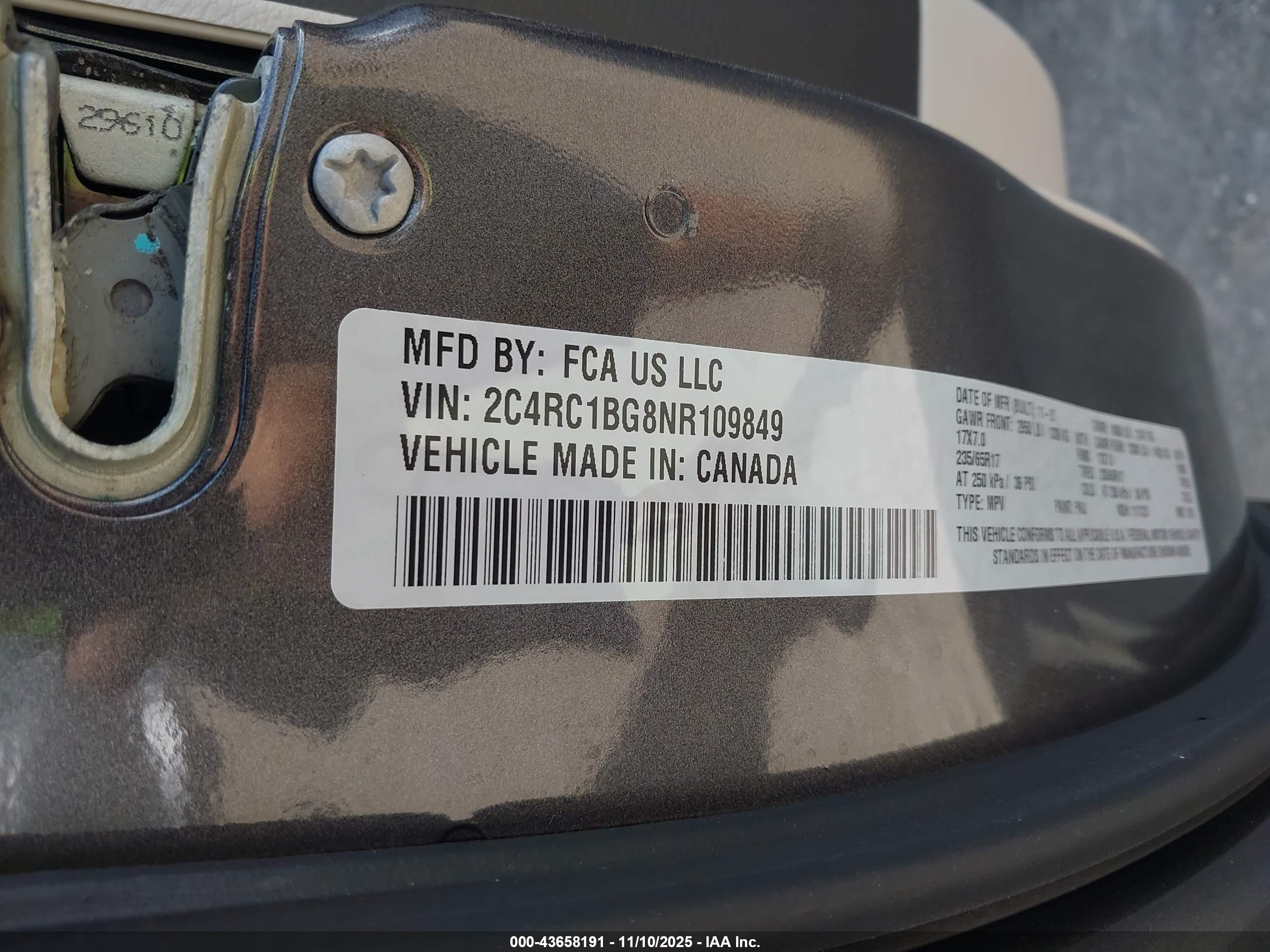 CHRYSLER PACIFICA image 9