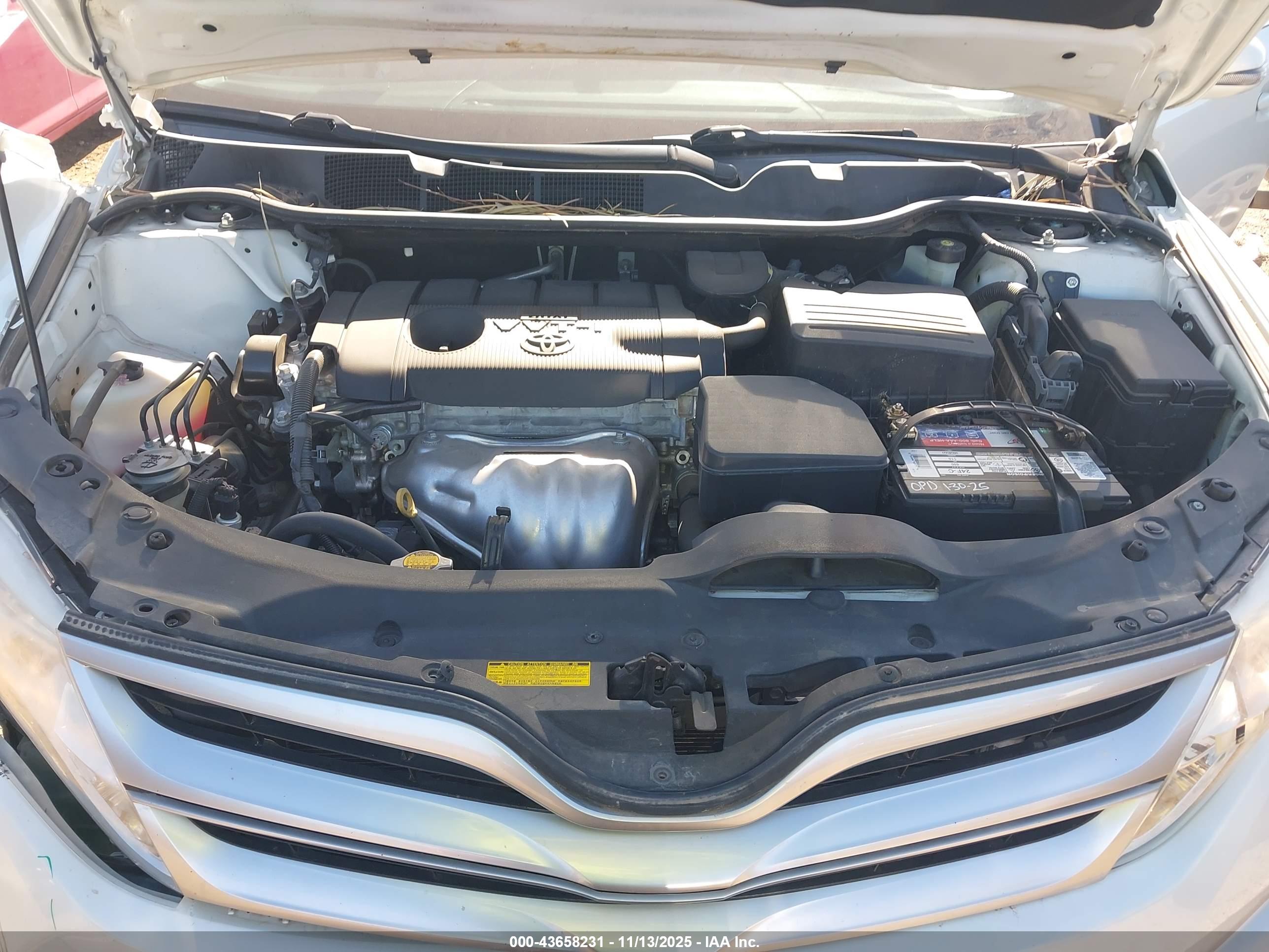 TOYOTA VENZA image 10