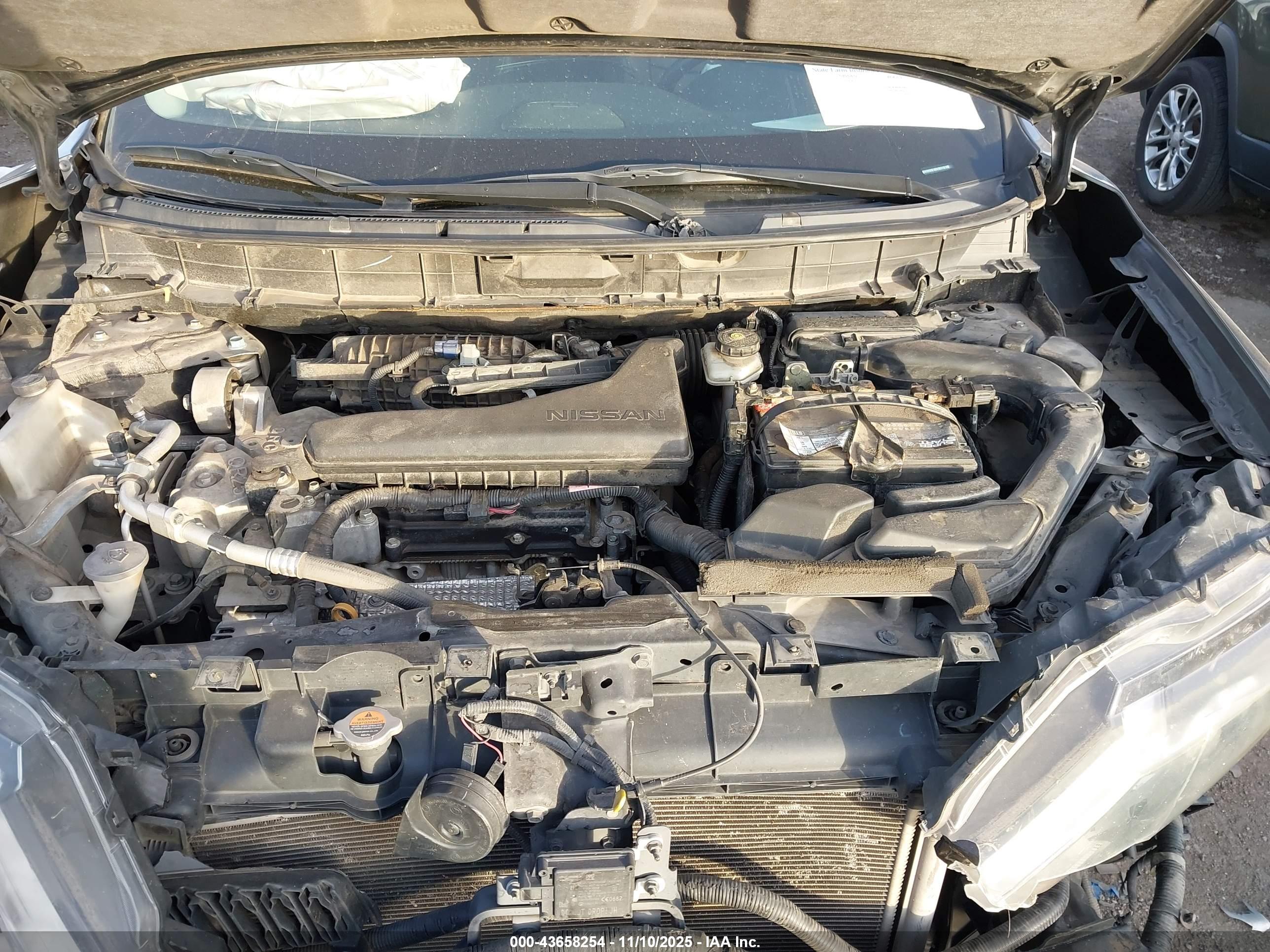 NISSAN ROGUE image 10