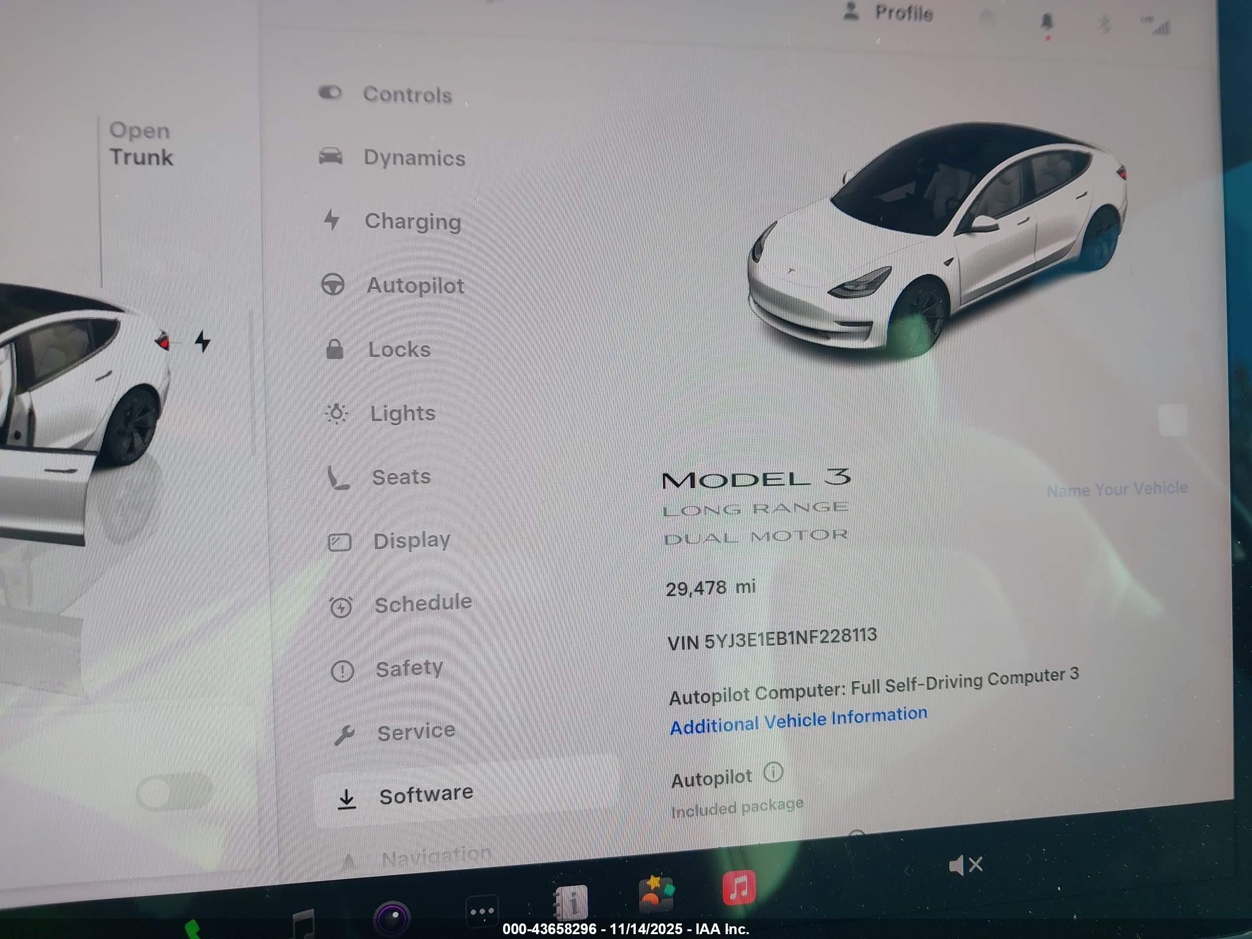 TESLA MODEL image 7
