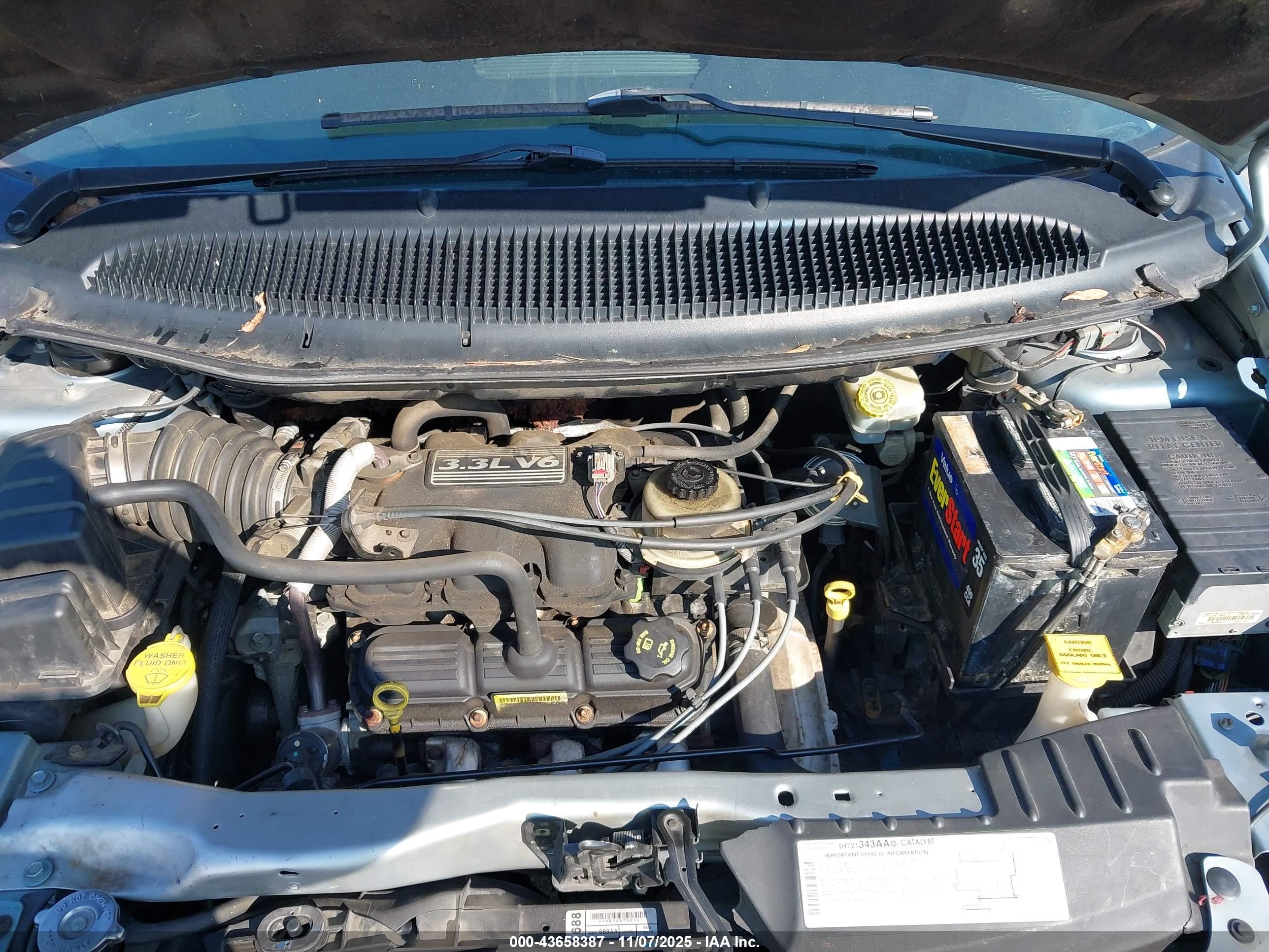 CHRYSLER TOWN image 10