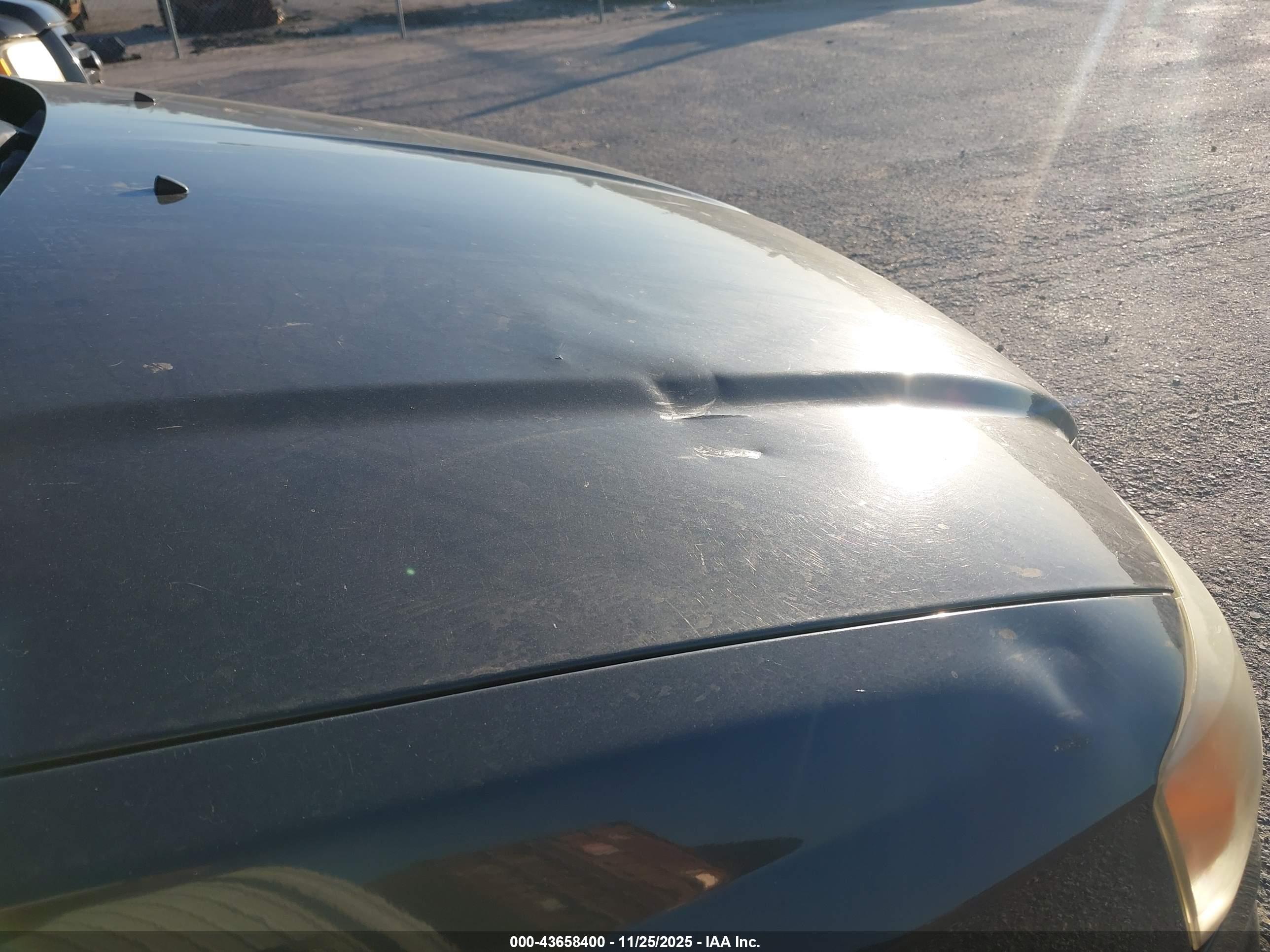 CHRYSLER TOWN image 6