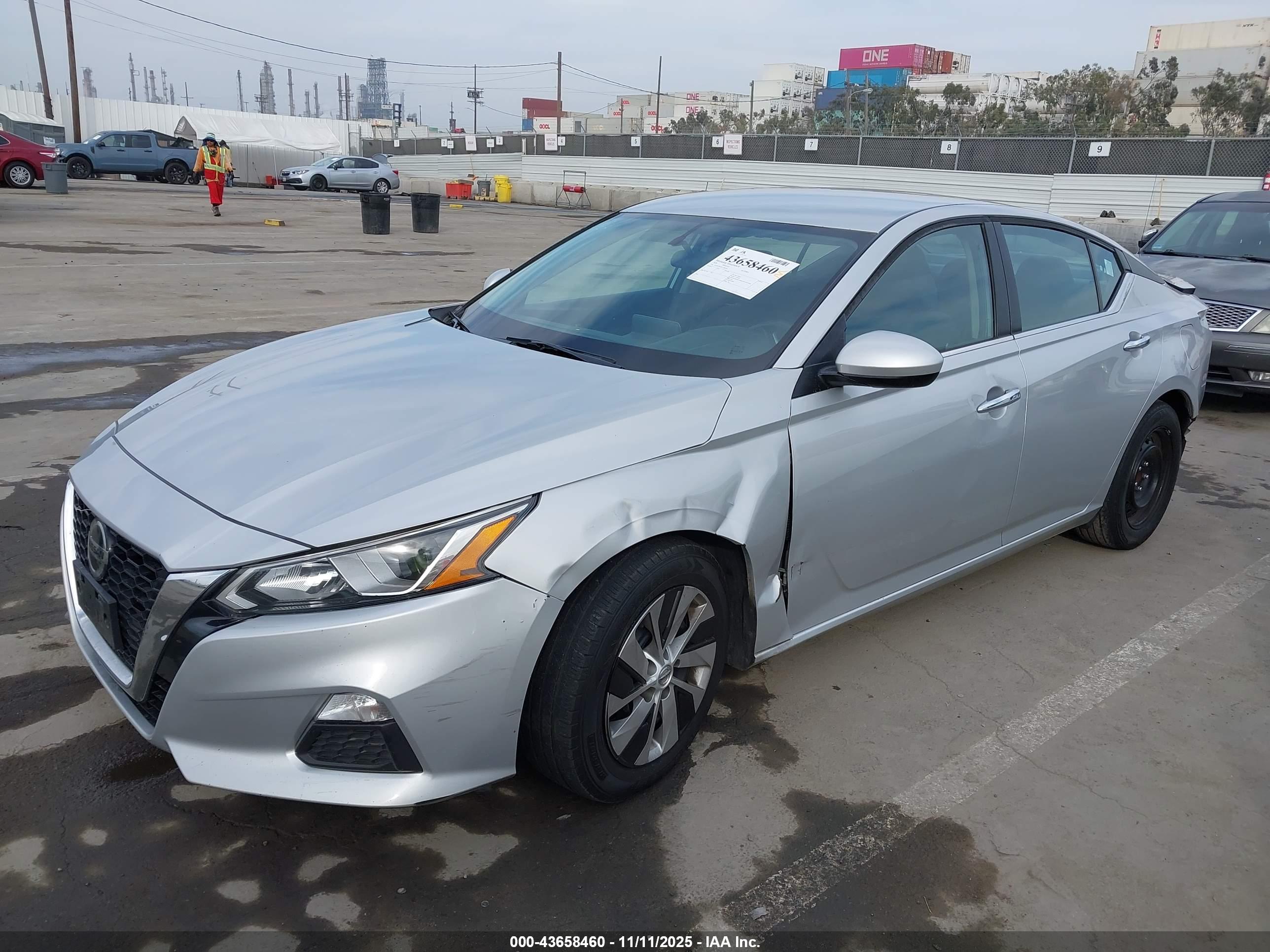 NISSAN ALTIMA image 6