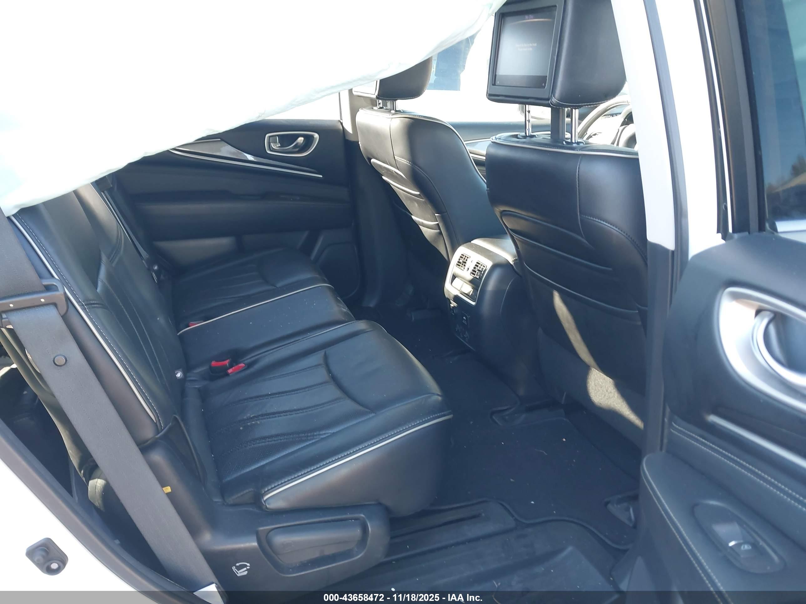 INFINITI QX60 image 8