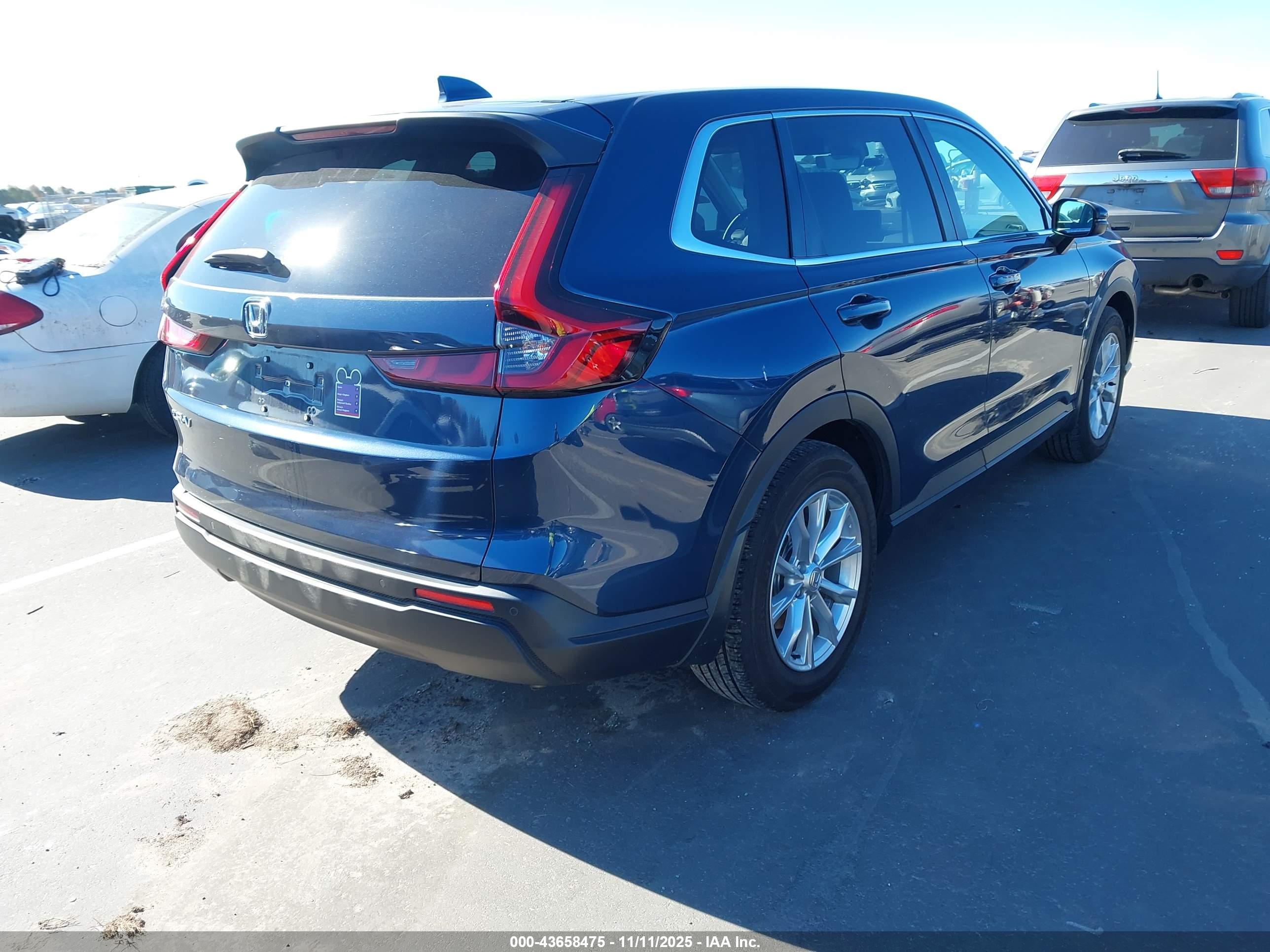 HONDA CR-V image 4