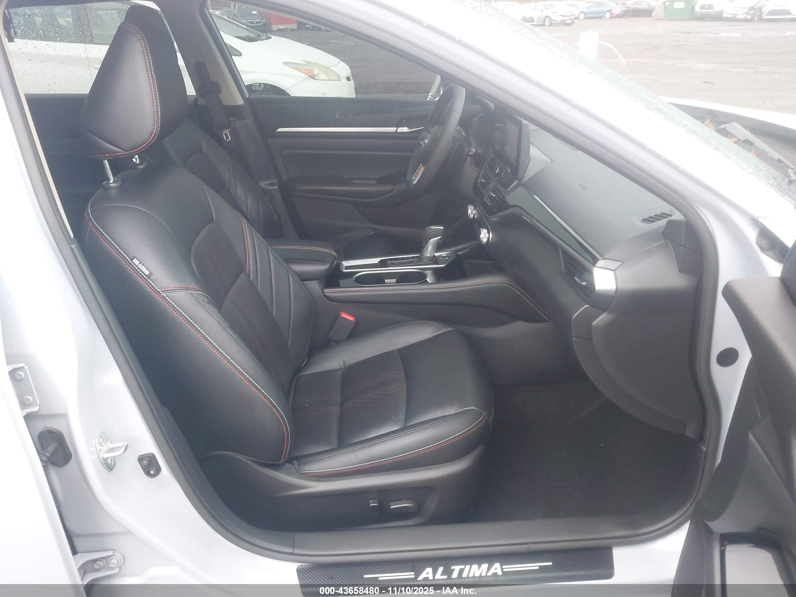 NISSAN ALTIMA image 5