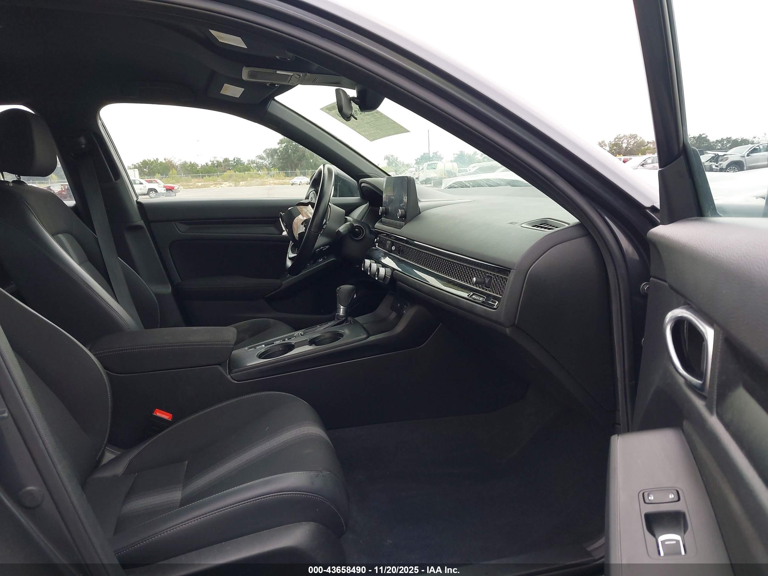 HONDA CIVIC image 5
