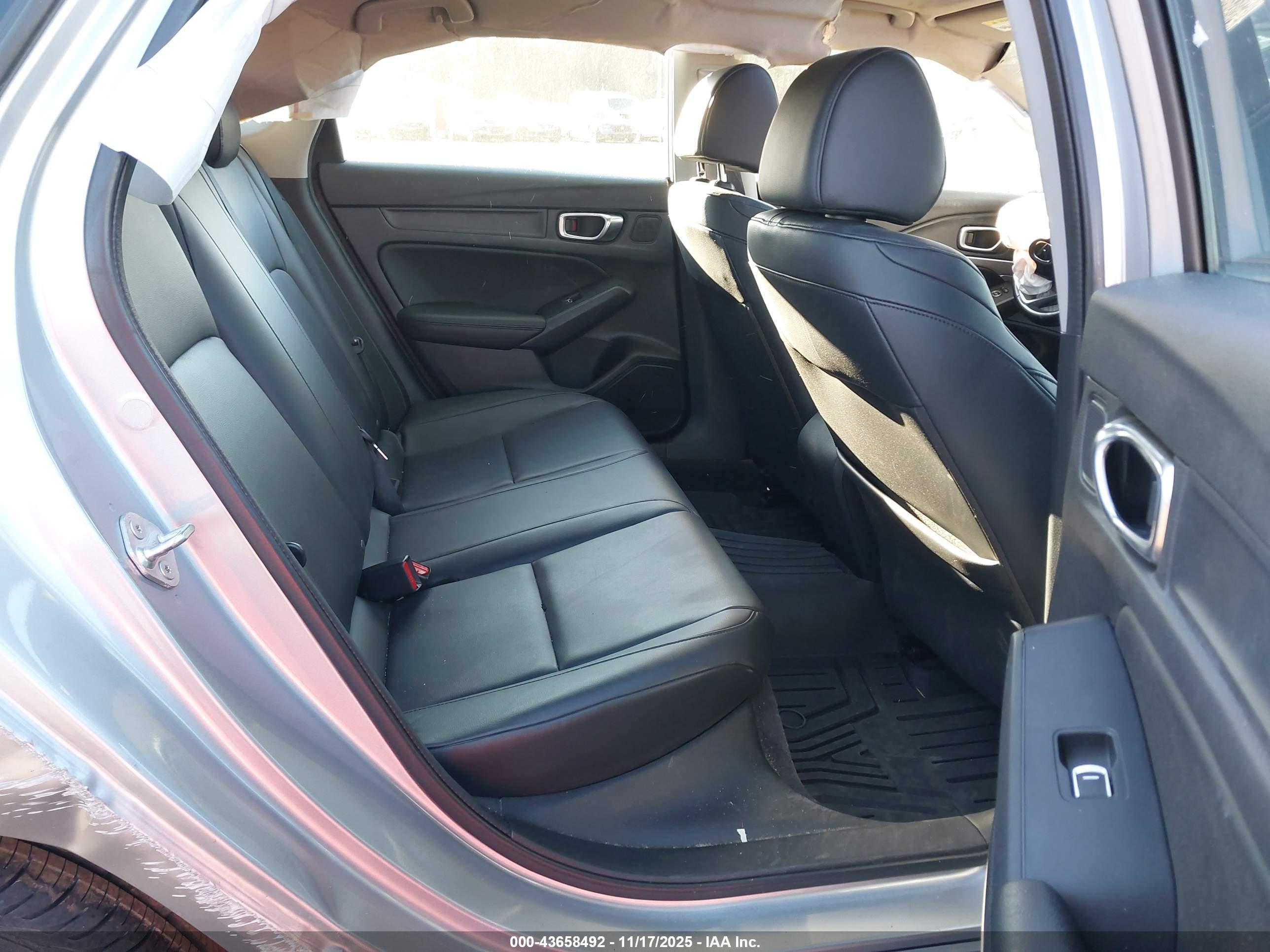 ACURA INTEGRA image 8