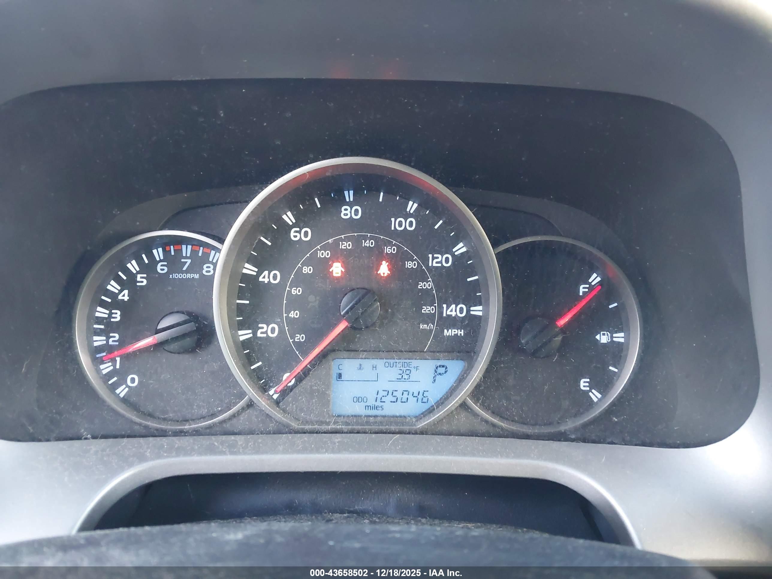 TOYOTA RAV4 image 7