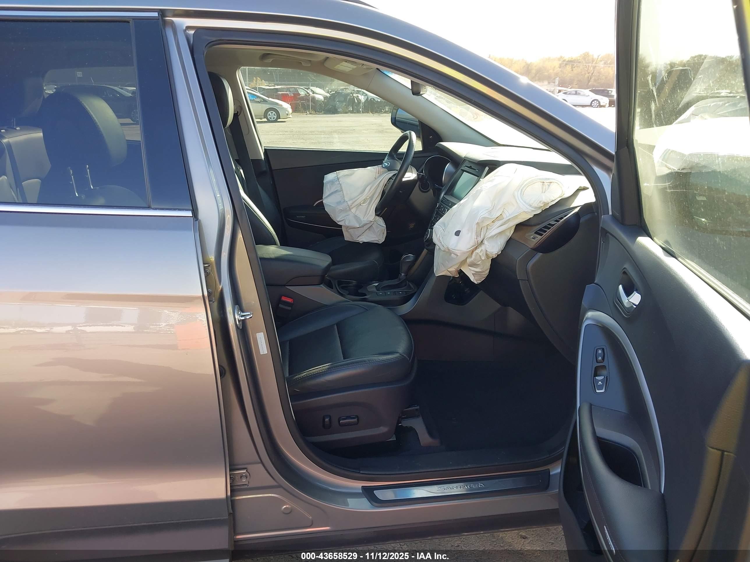 HYUNDAI SANTA image 5