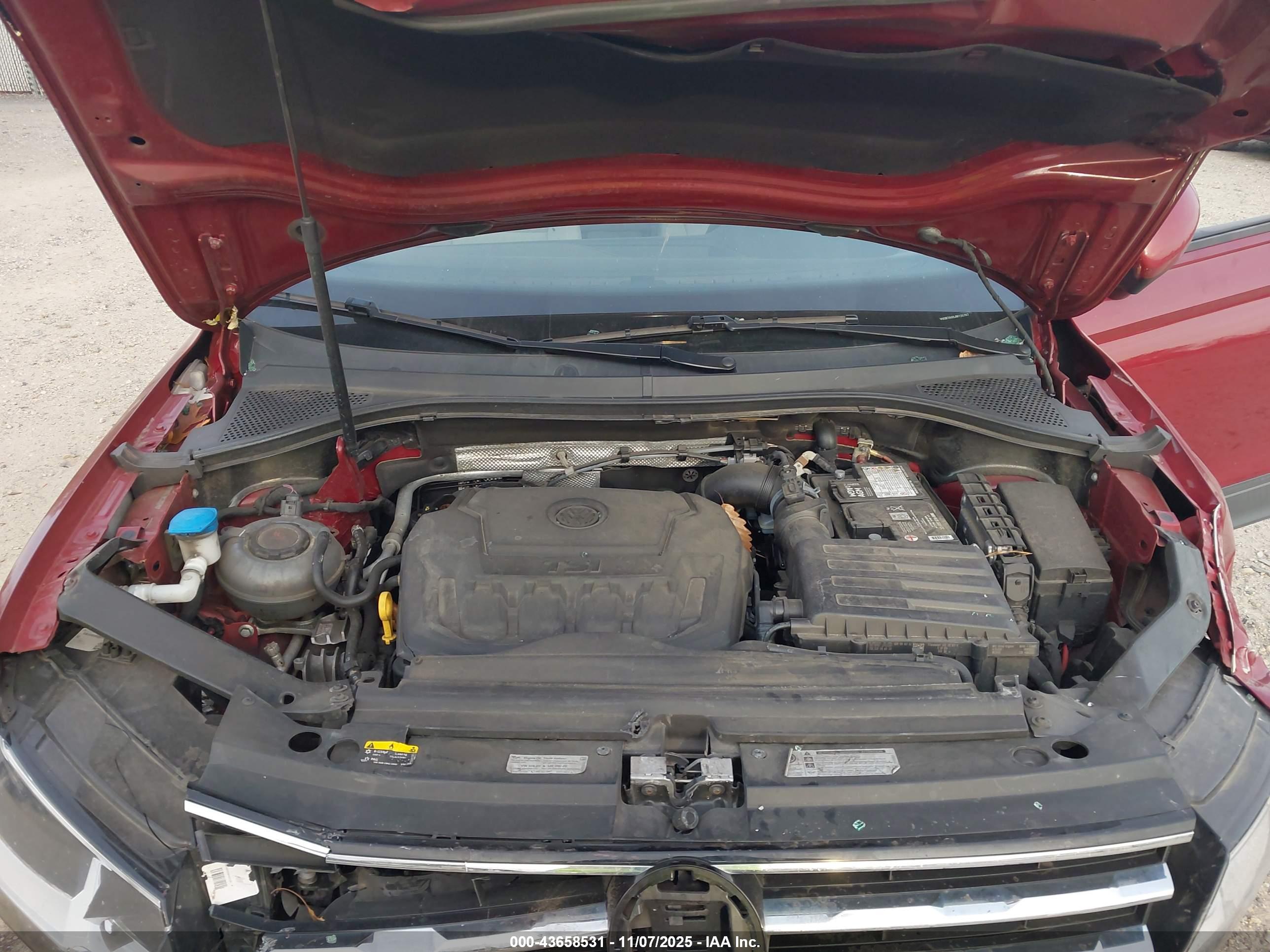 VOLKSWAGEN TIGUAN image 10