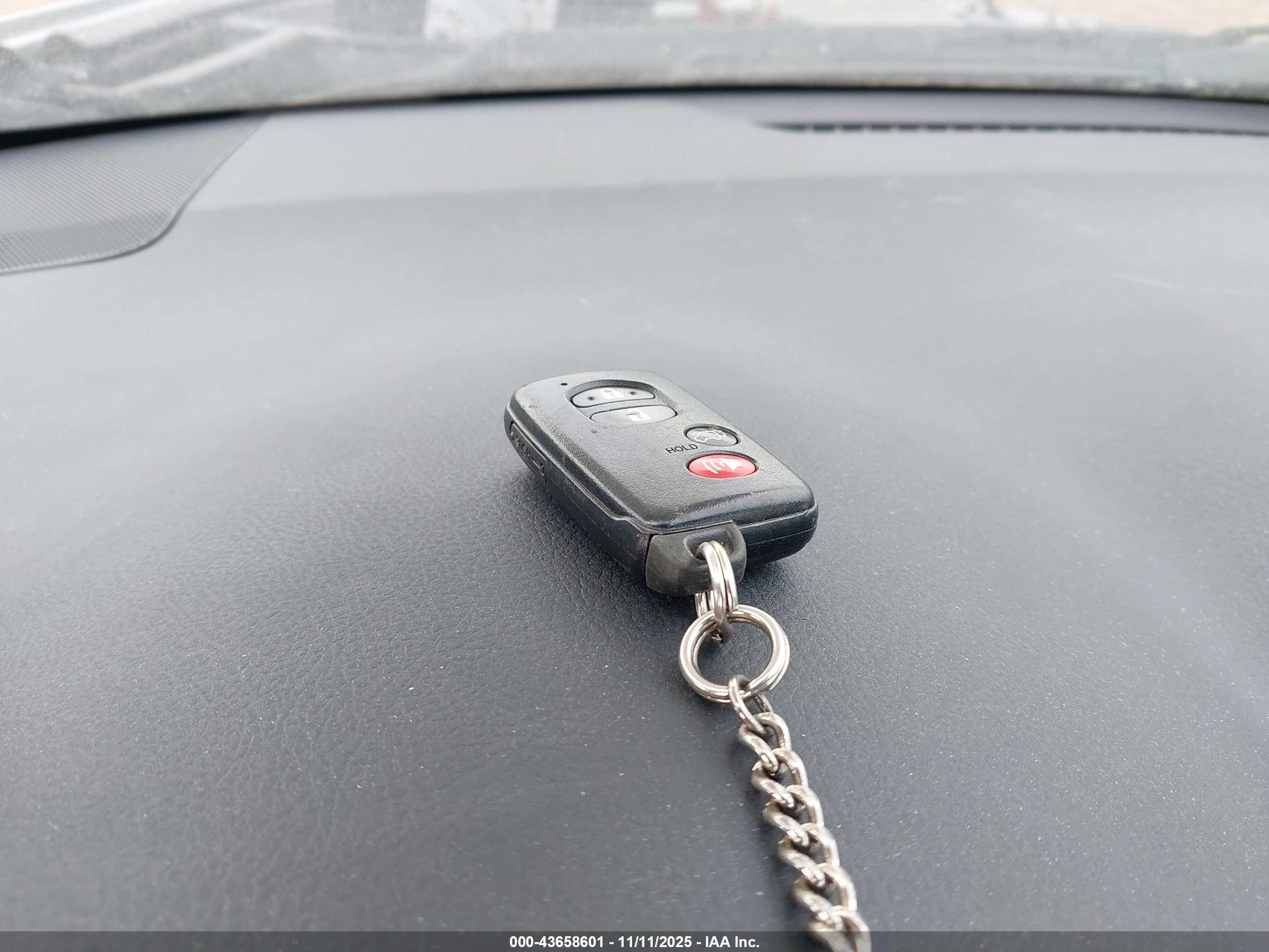 TOYOTA HIGHLANDER image 11
