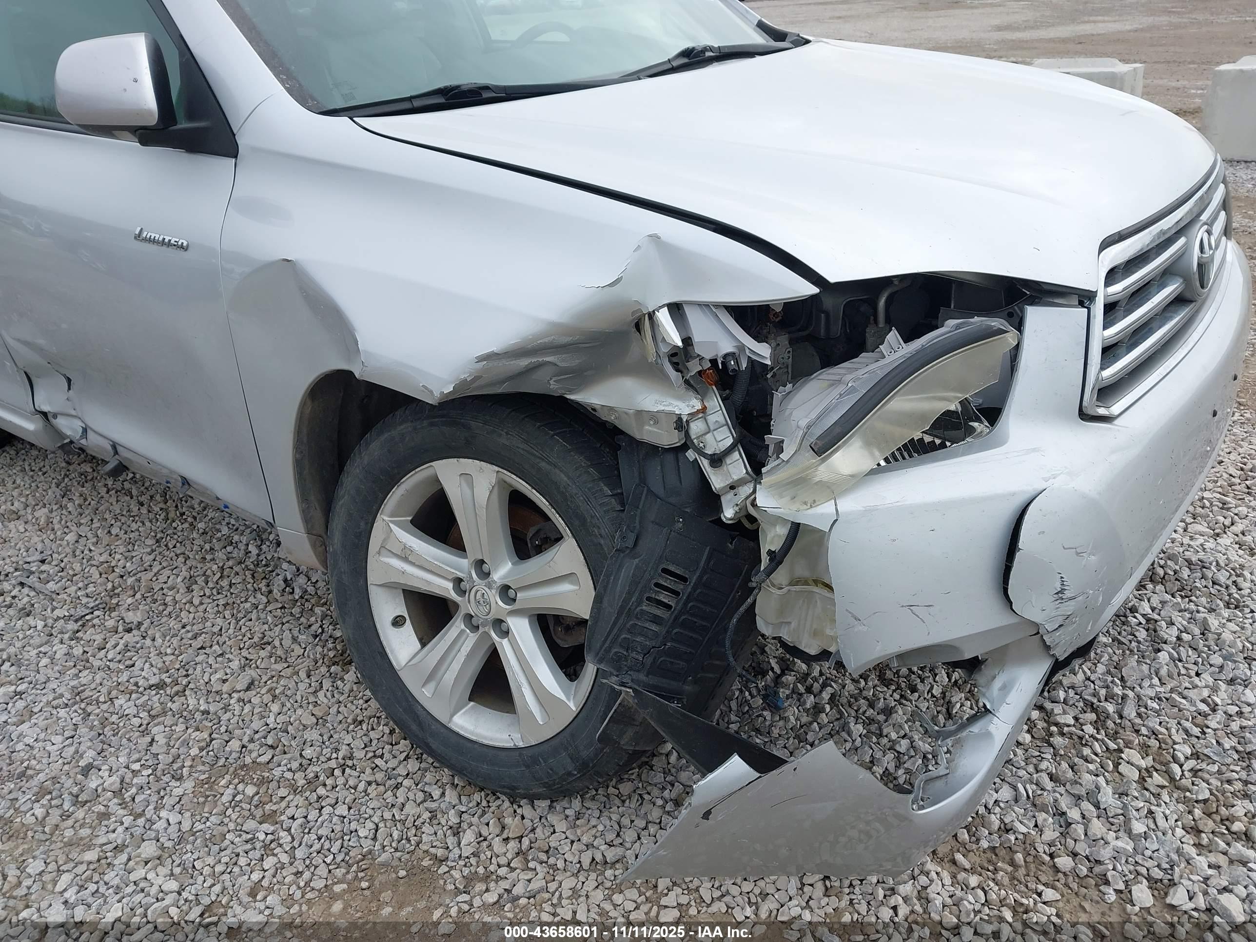 TOYOTA HIGHLANDER image 6