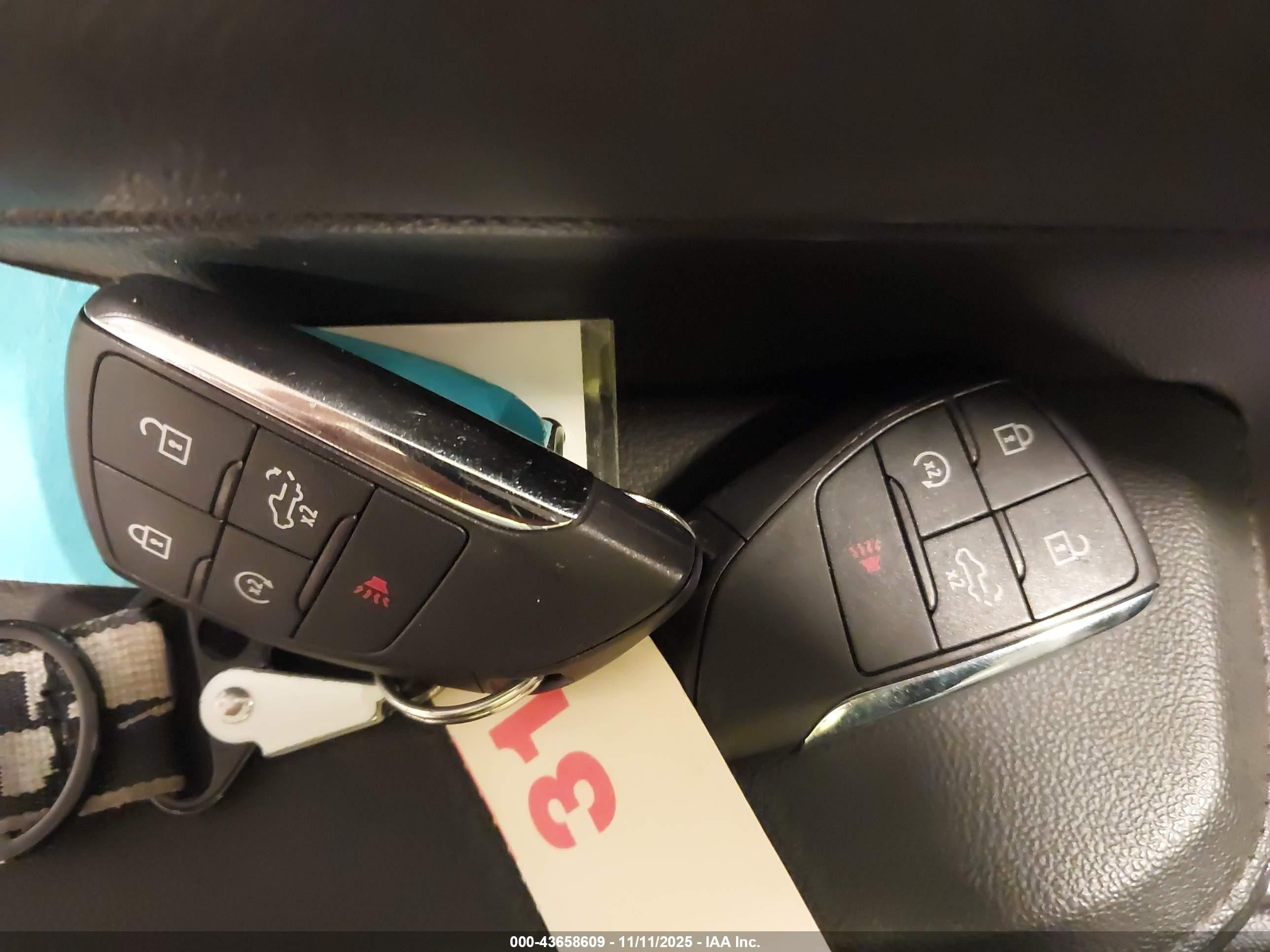 GMC SIERRA image 11