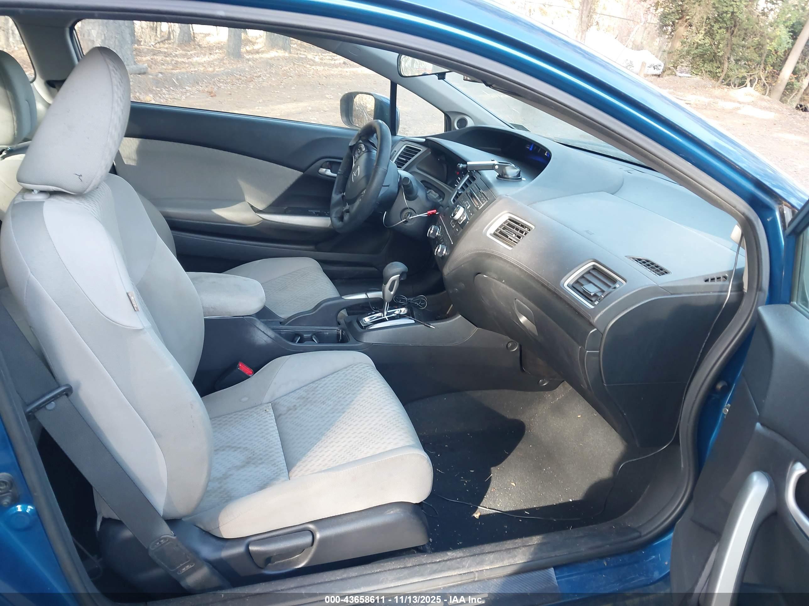 HONDA CIVIC image 5