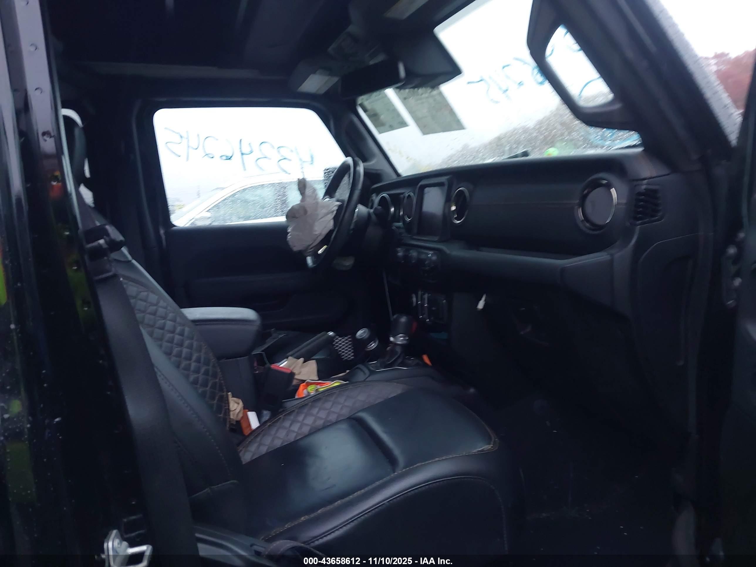 JEEP WRANGLER image 5