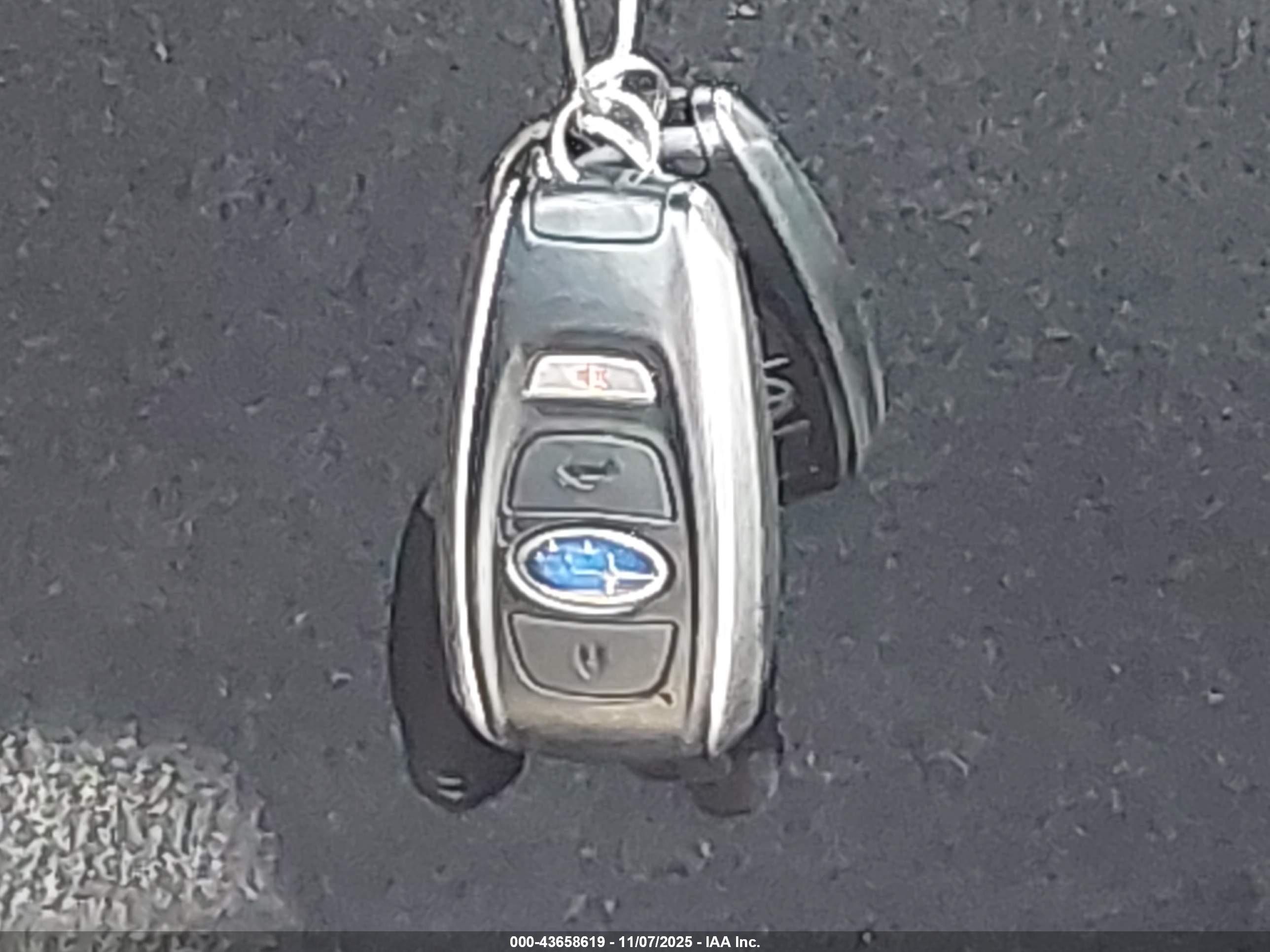 SUBARU OUTBACK image 11