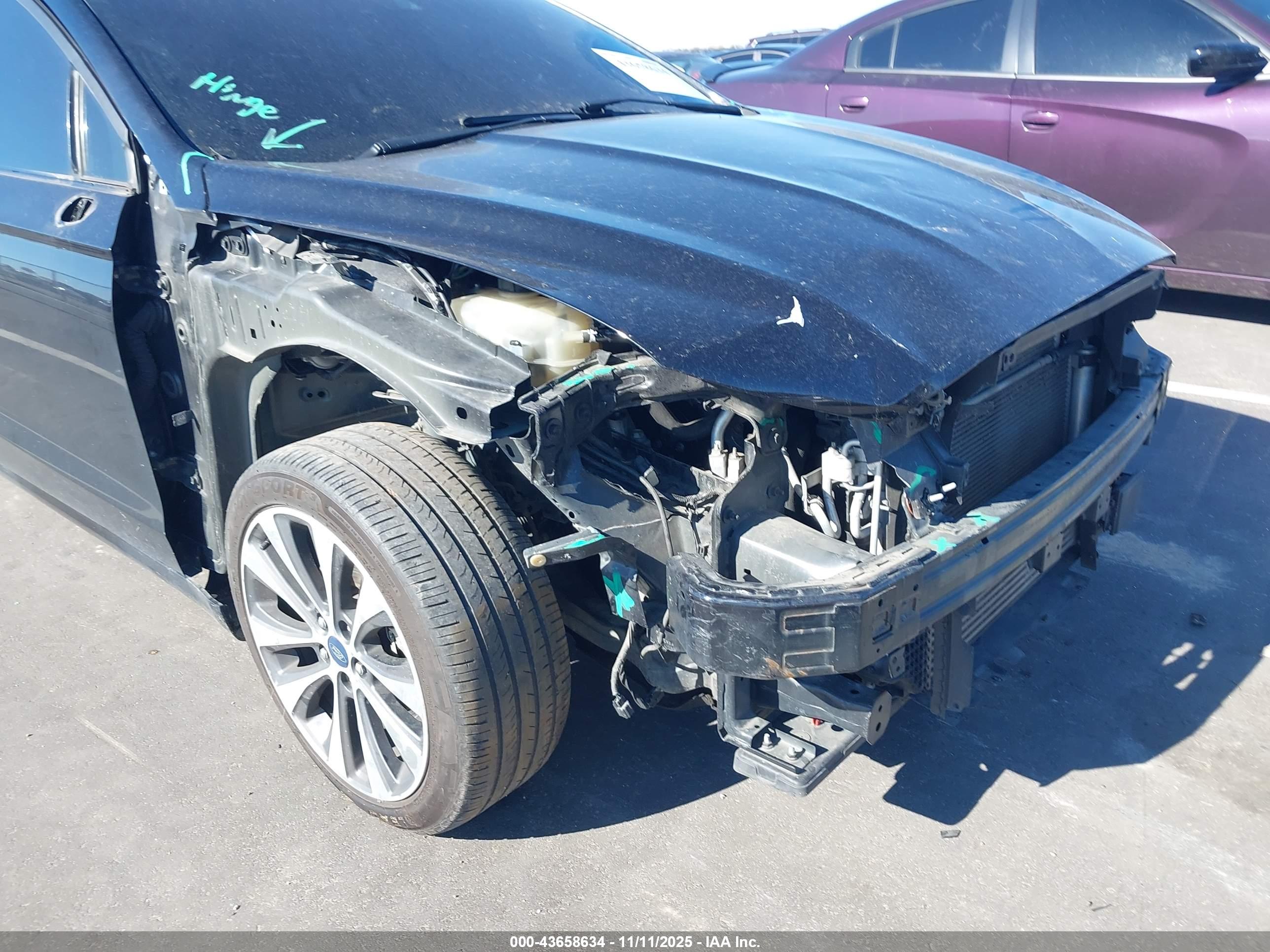 FORD FUSION image 6