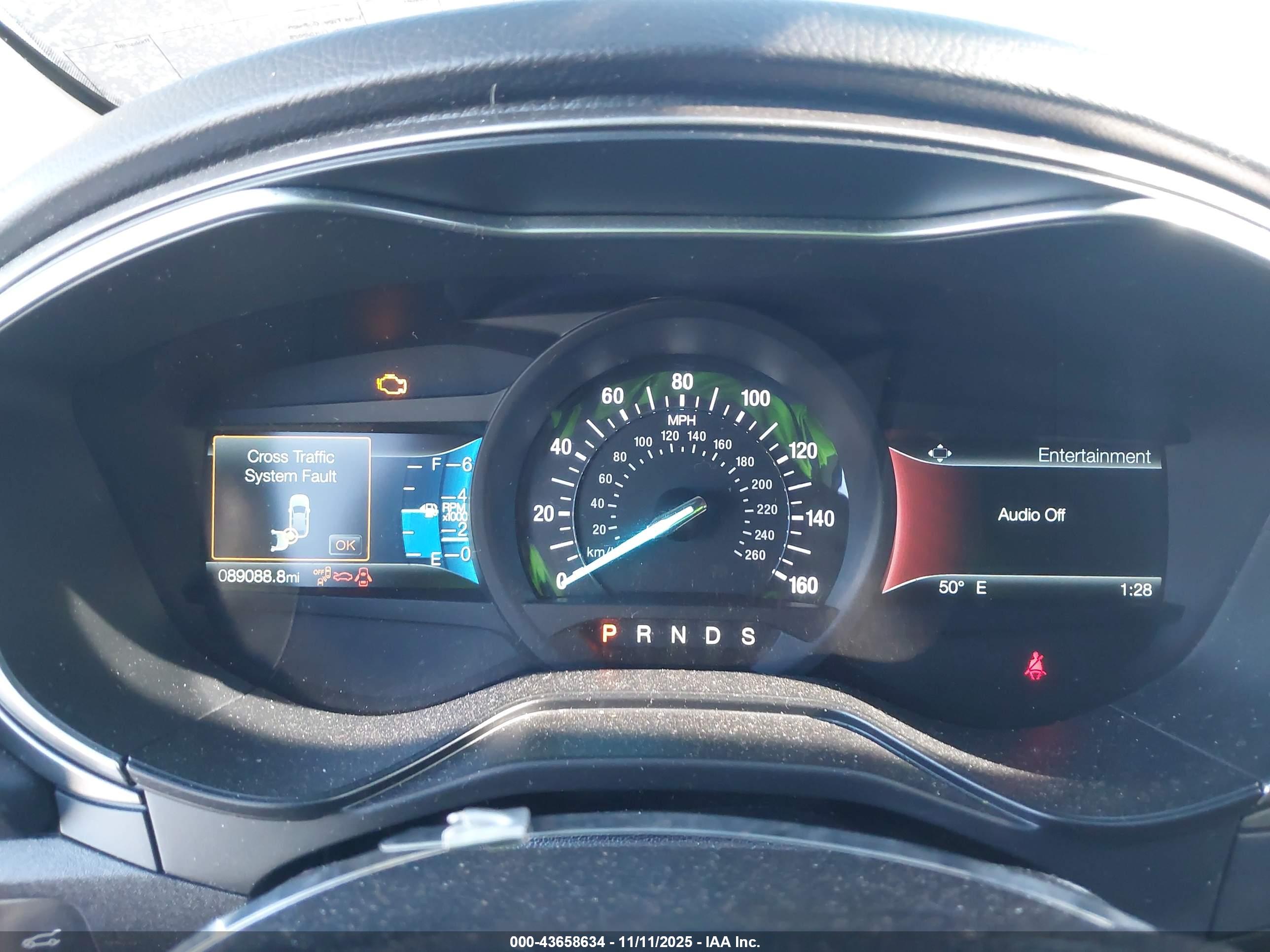 FORD FUSION image 7