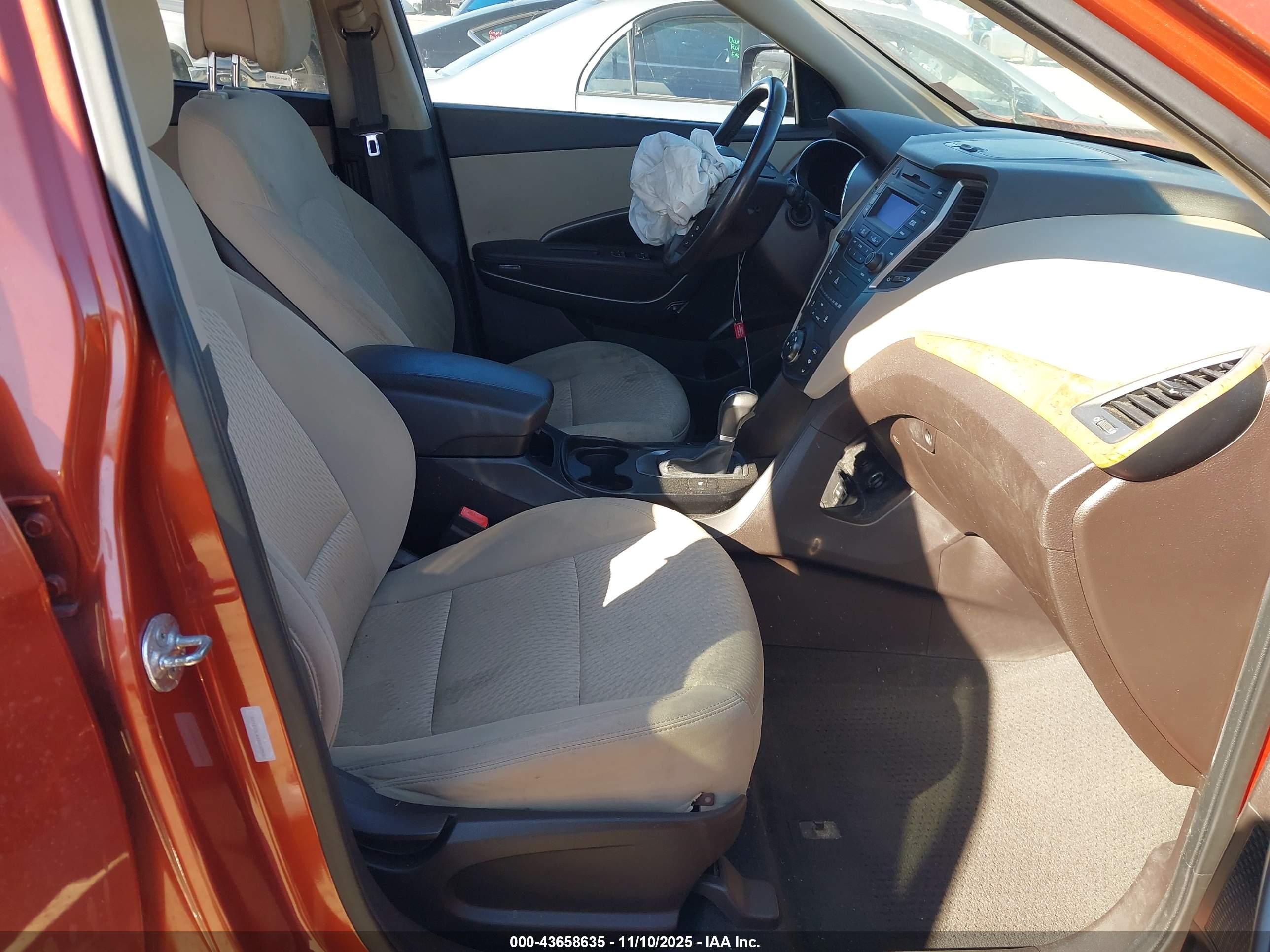 HYUNDAI SANTA image 5