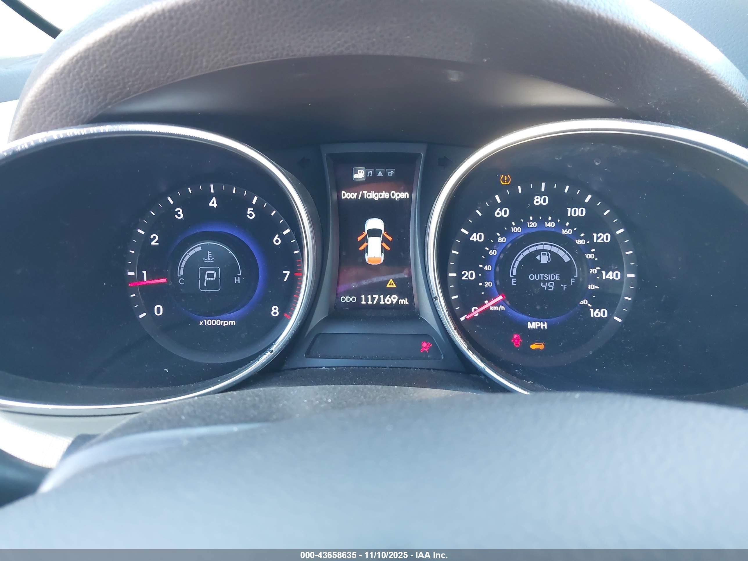 HYUNDAI SANTA image 7