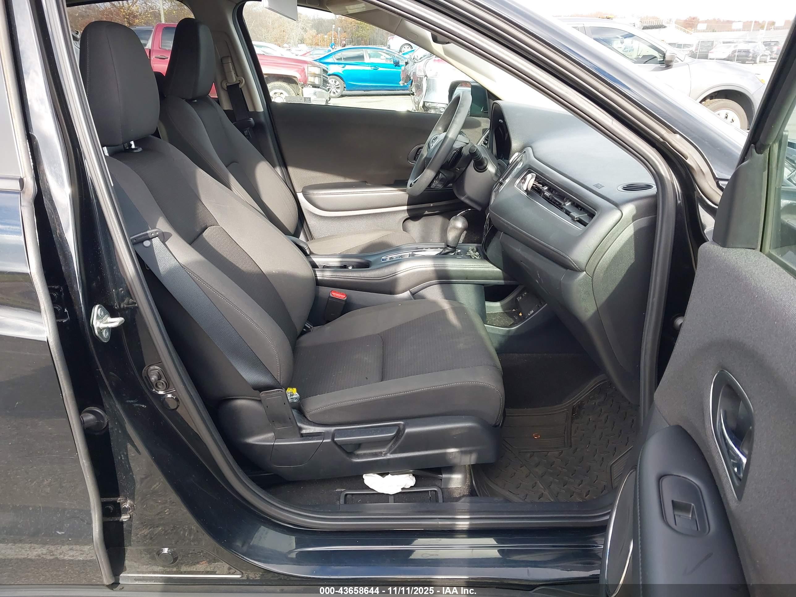 HONDA HR-V image 5