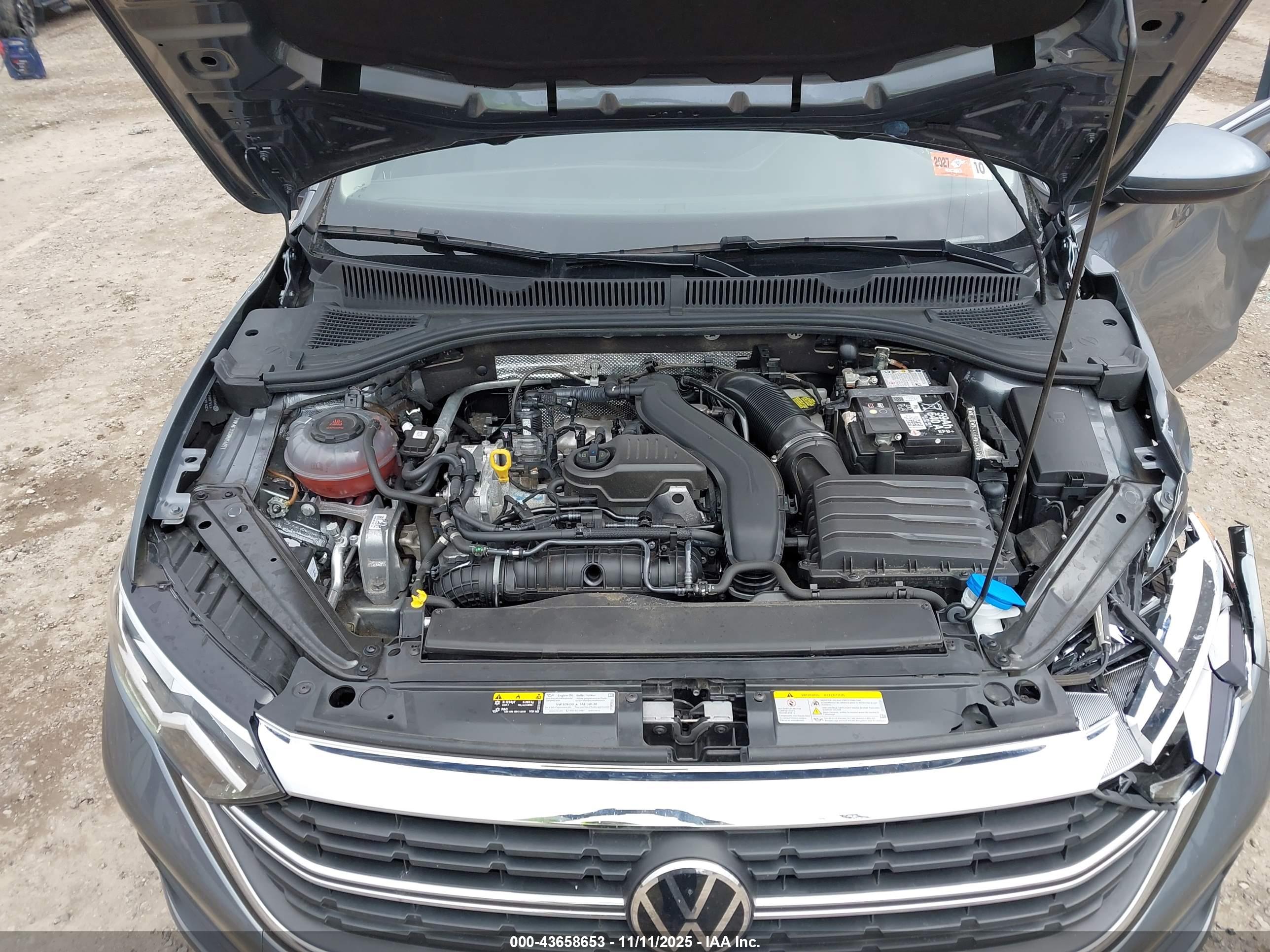 VOLKSWAGEN JETTA image 10