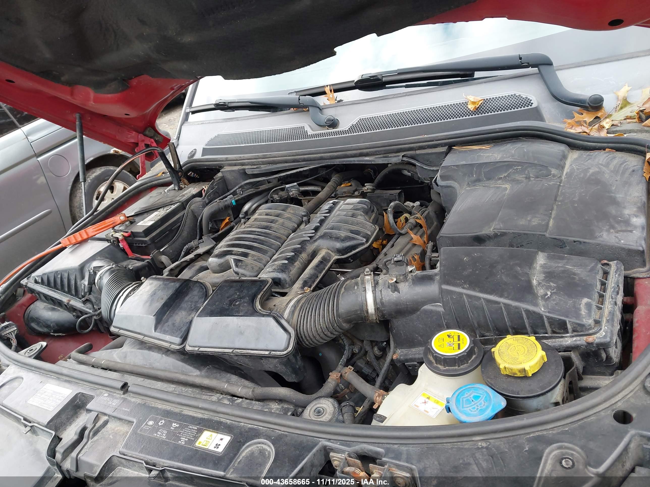 LAND ROVER image 10