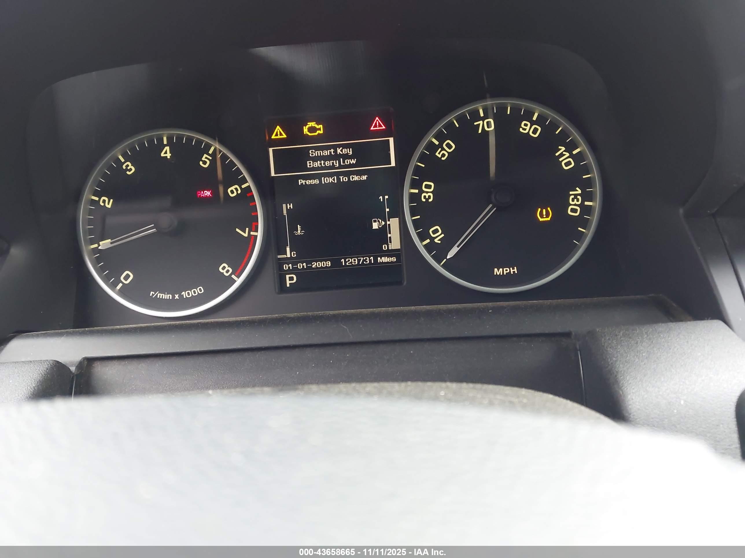 LAND ROVER image 7