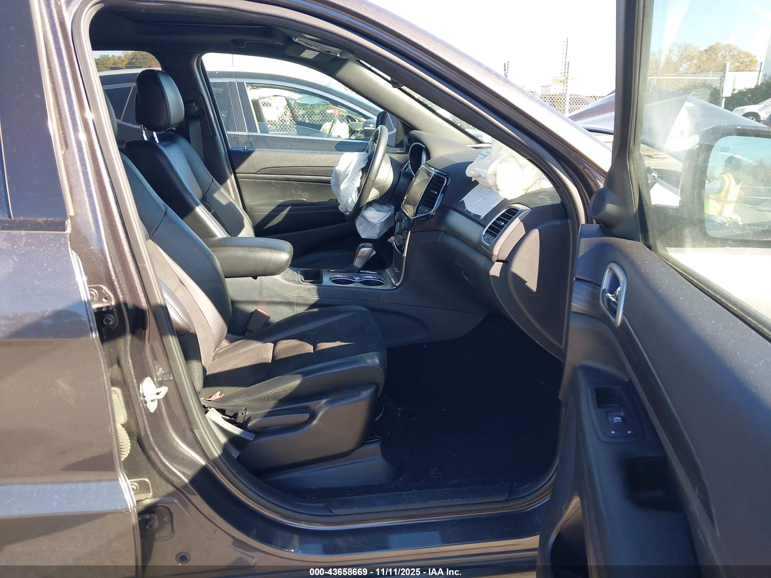 JEEP GRAND image 5