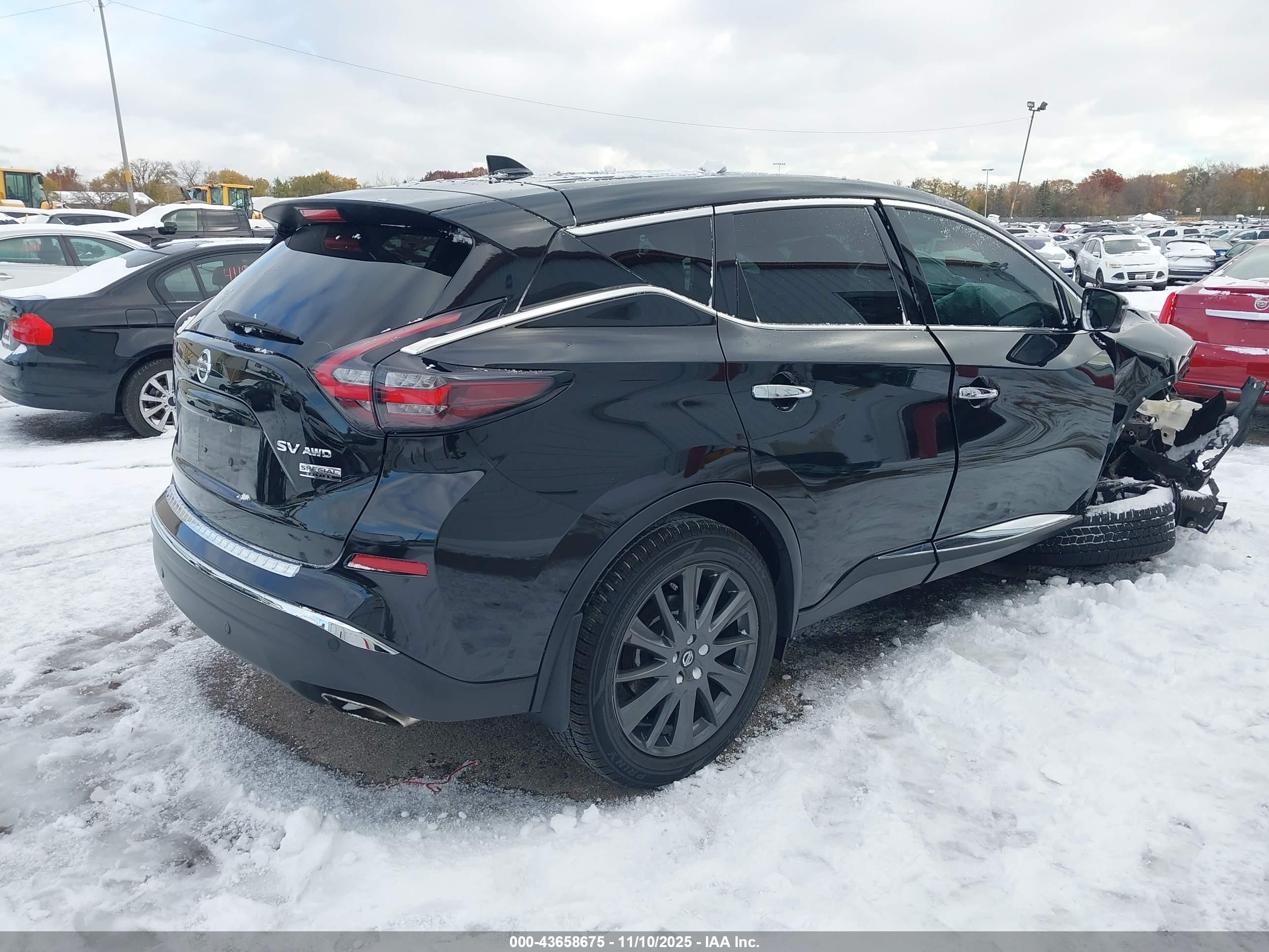 NISSAN MURANO image 4