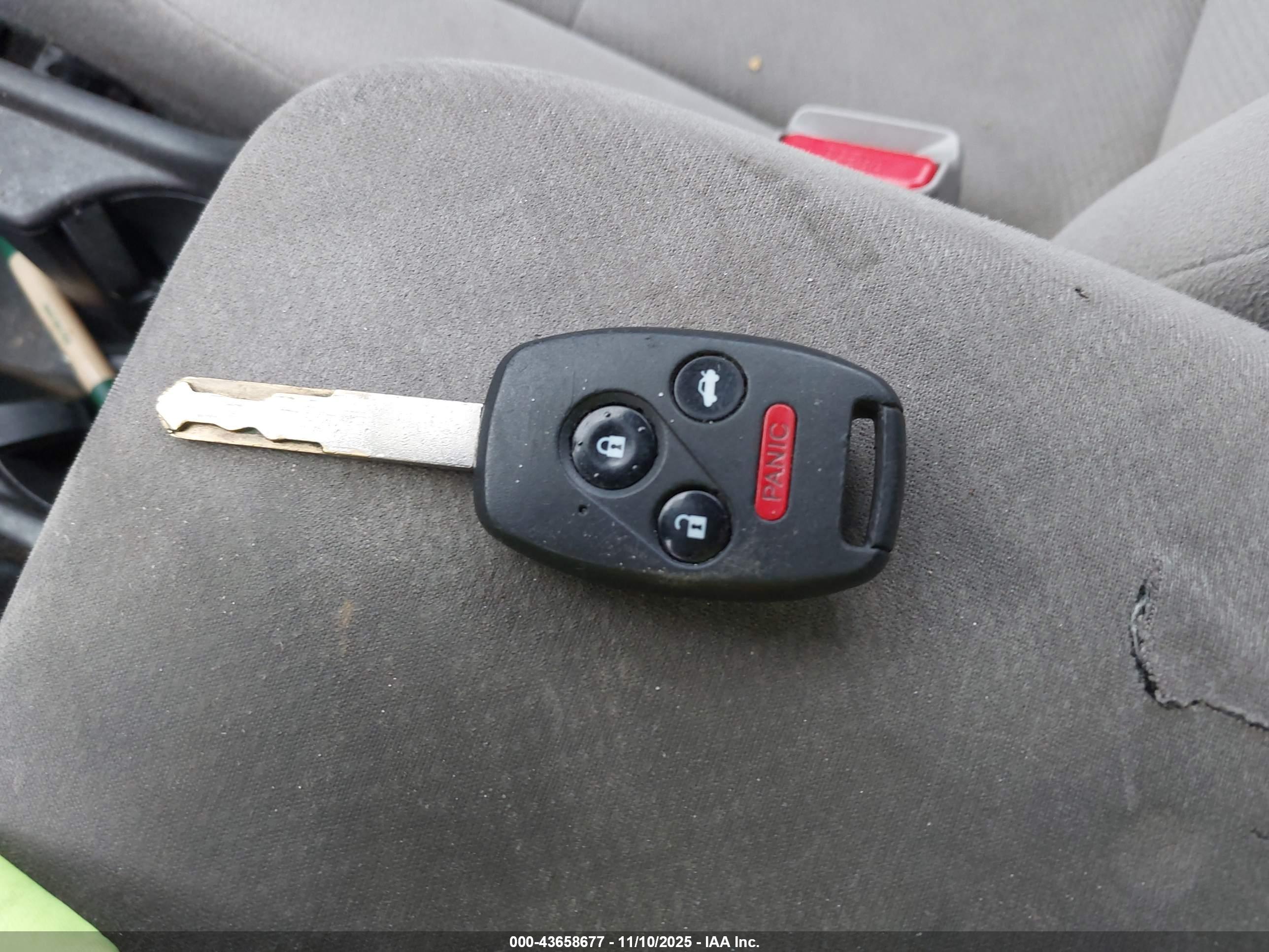 HONDA CIVIC image 11