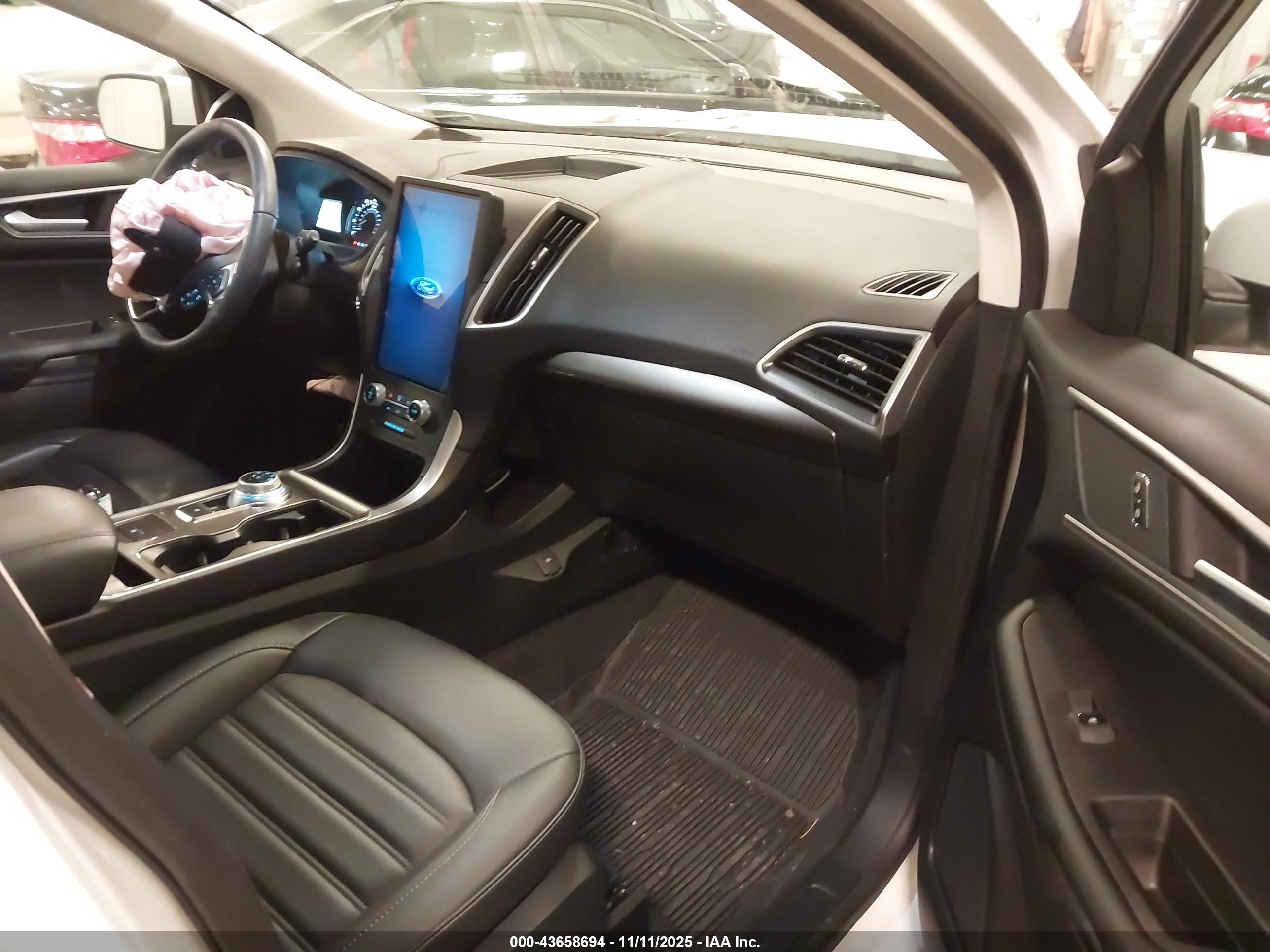 FORD EDGE image 5