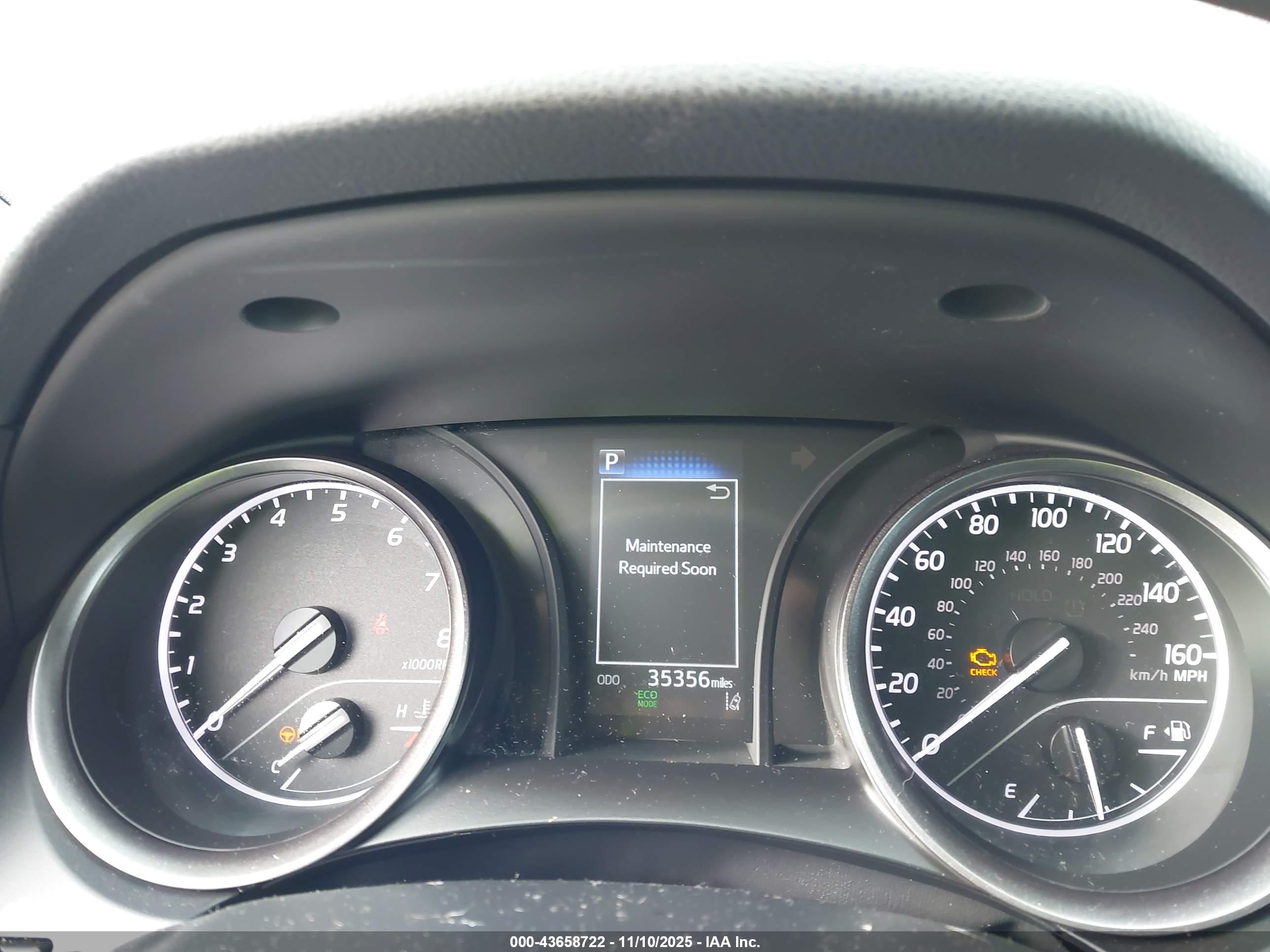 TOYOTA CAMRY image 7