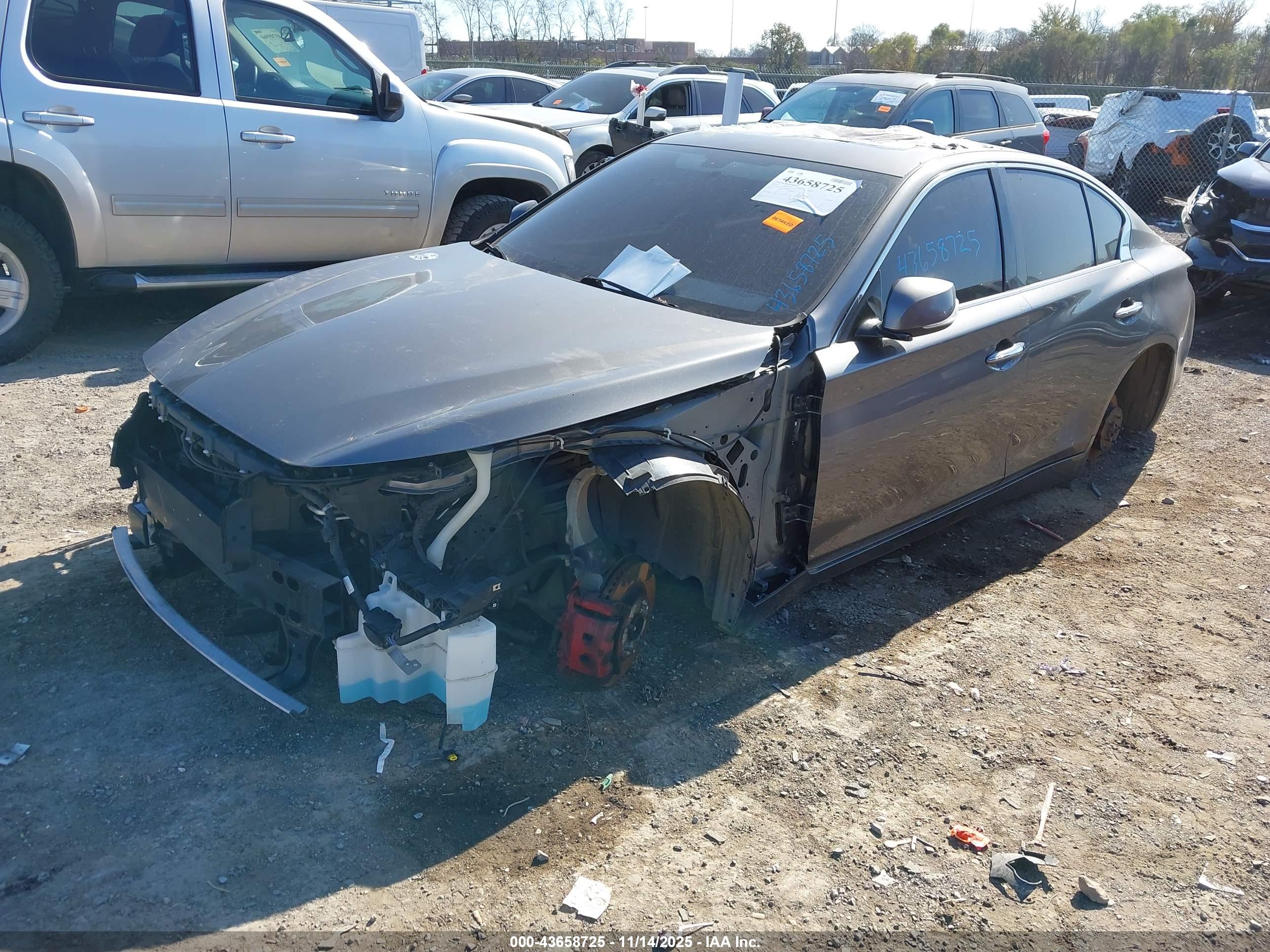 INFINITI Q50 image 2