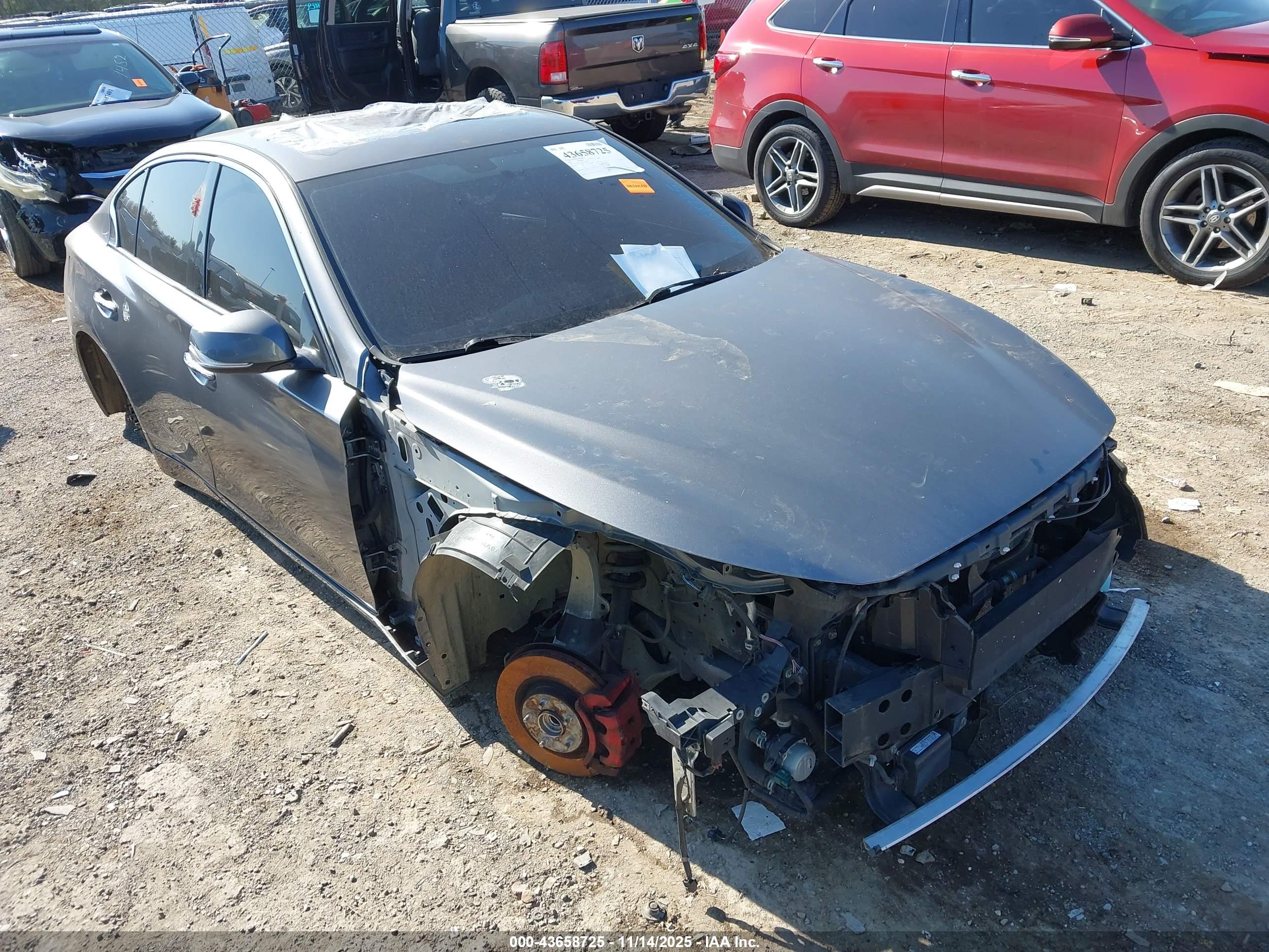 INFINITI Q50 image 6