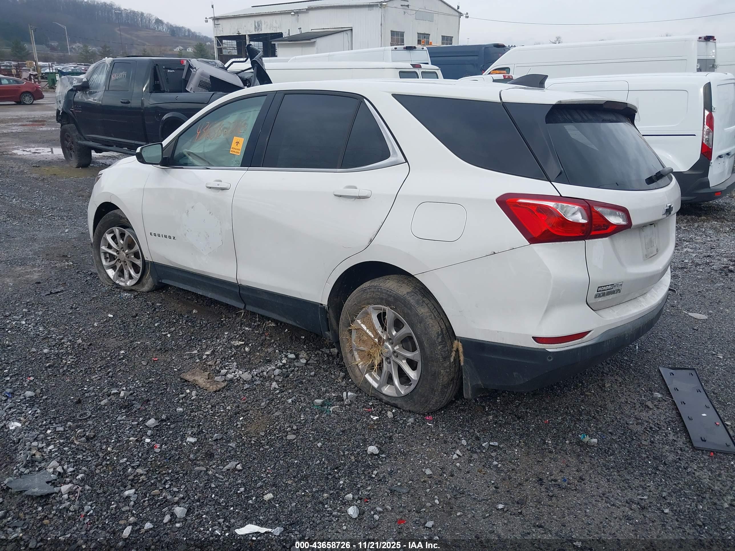 CHEVROLET EQUINOX image 3