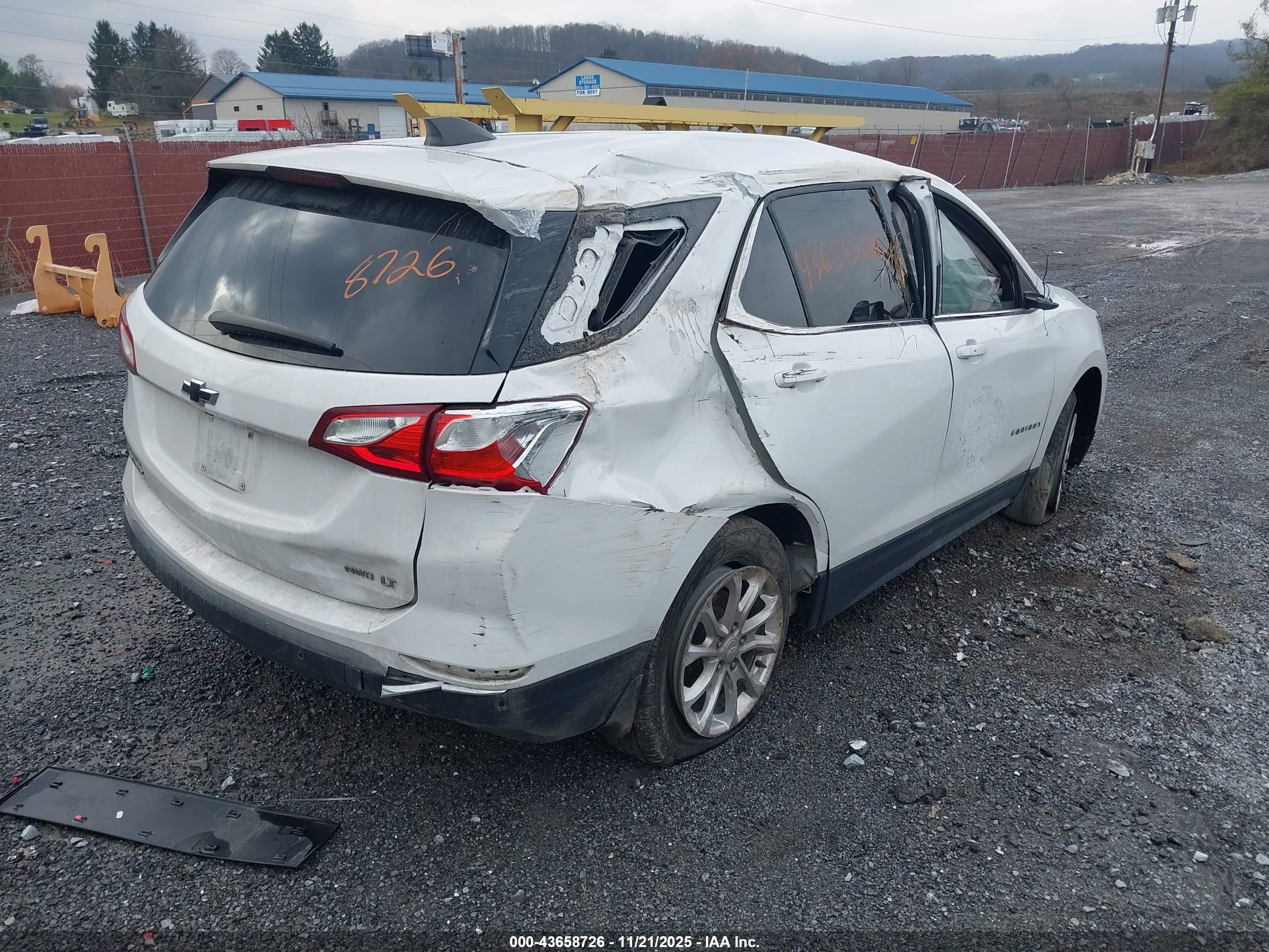 CHEVROLET EQUINOX image 4