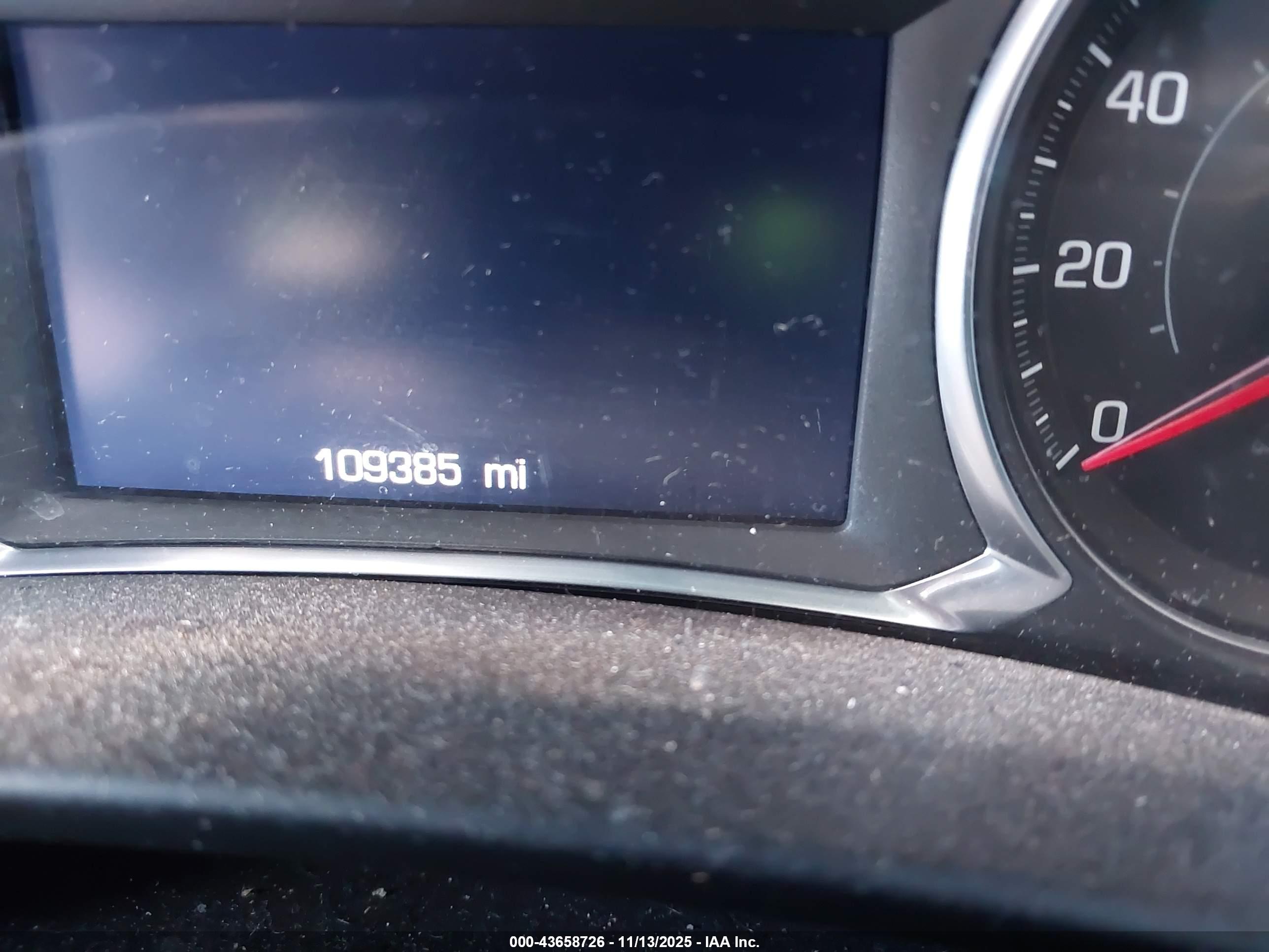 CHEVROLET EQUINOX image 7