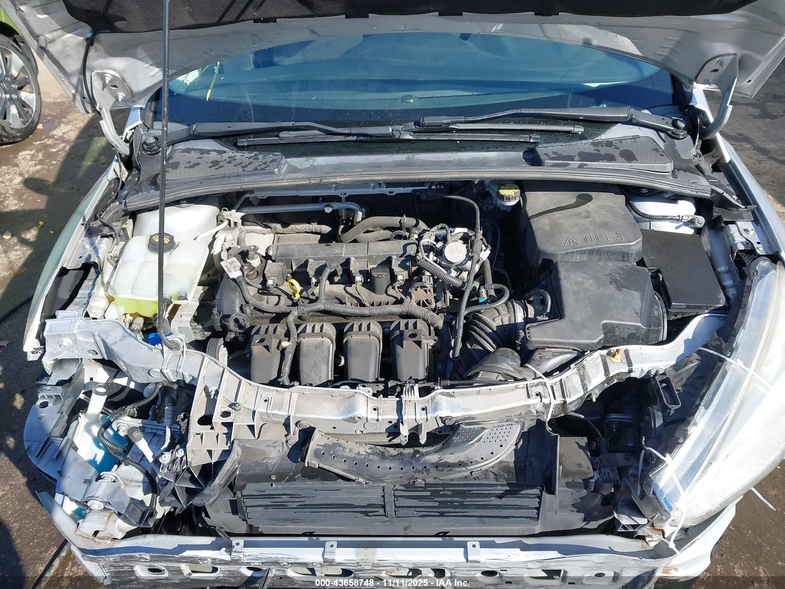 FORD FOCUS image 10