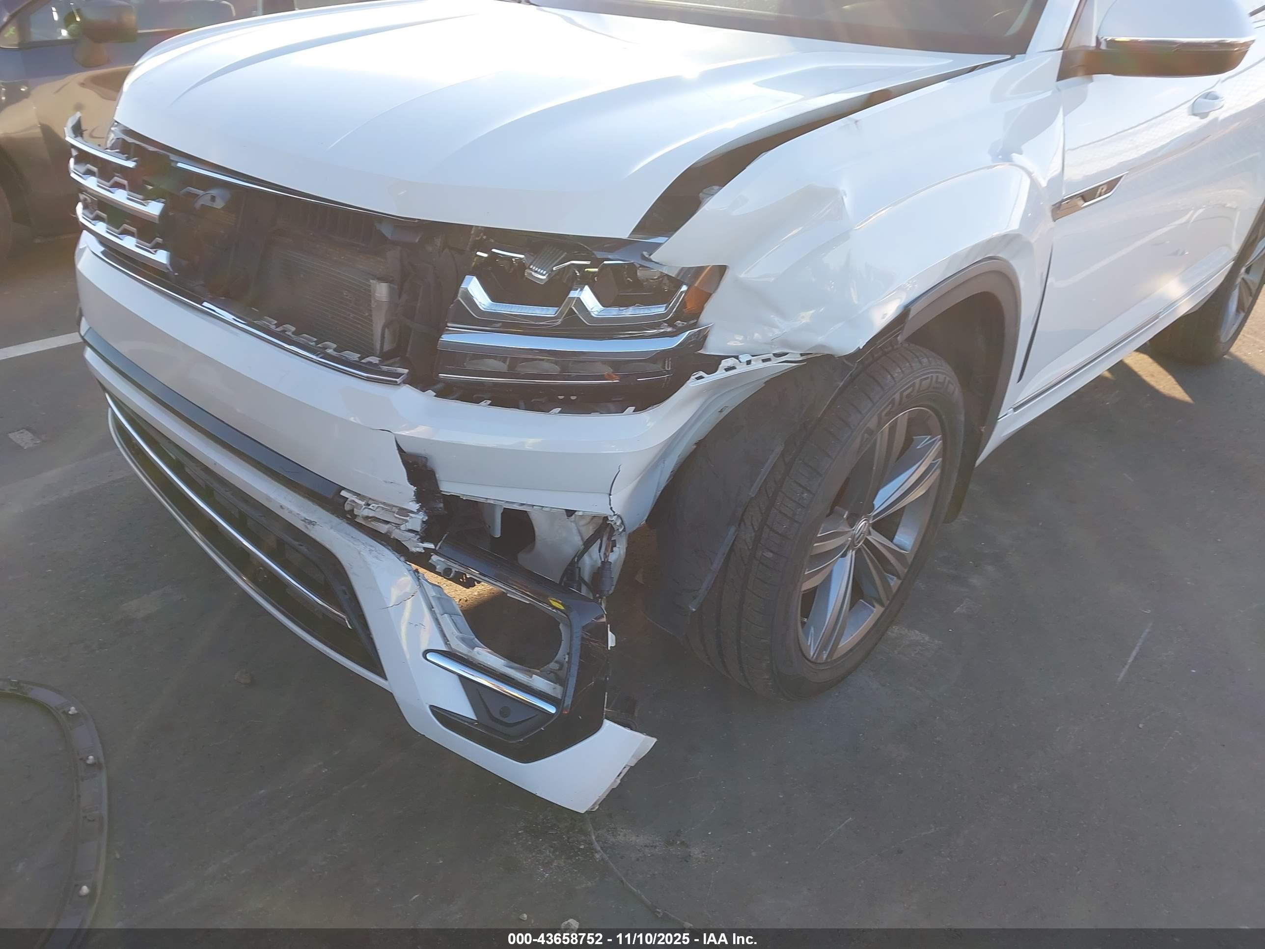 VOLKSWAGEN ATLAS image 6