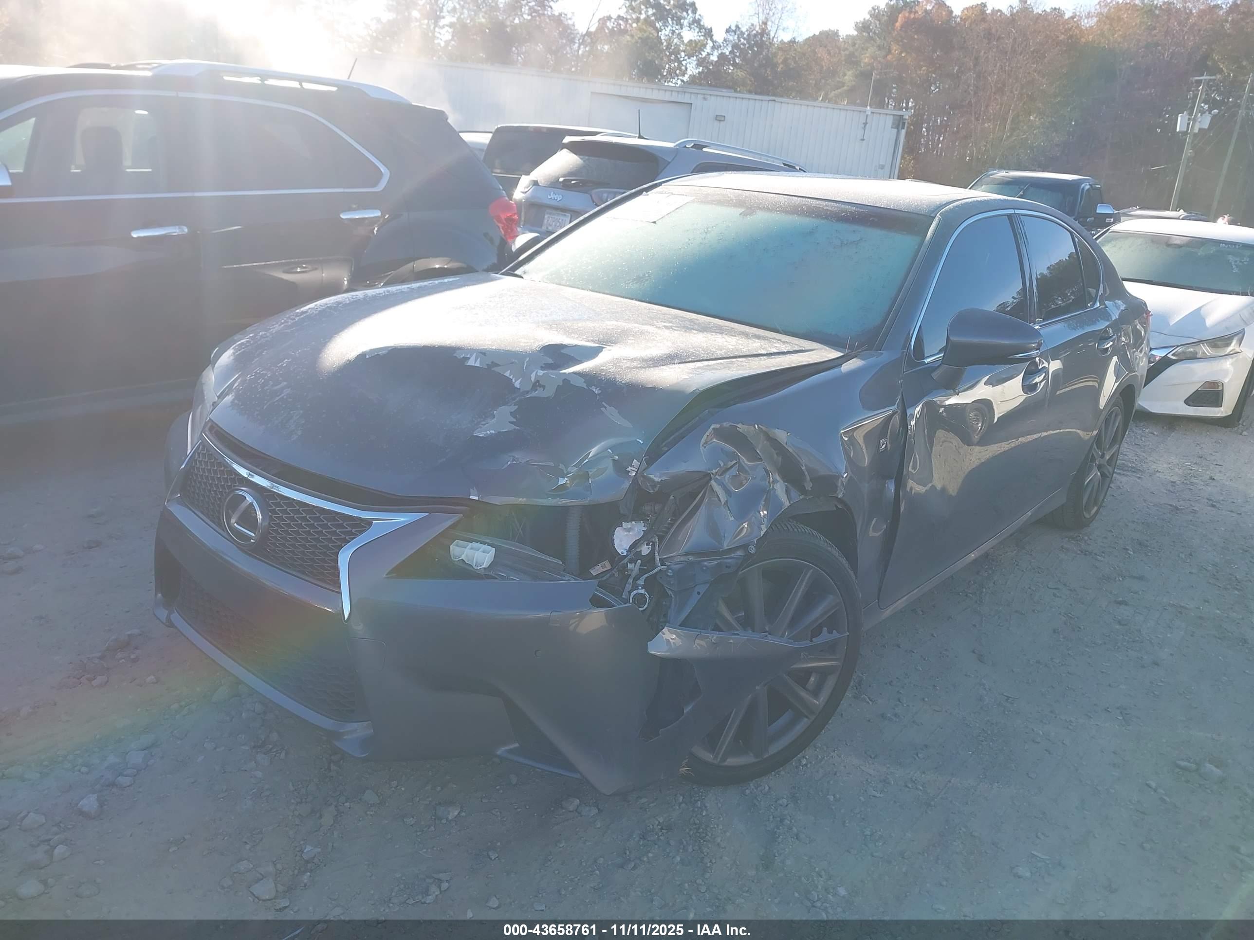 LEXUS GS image 2