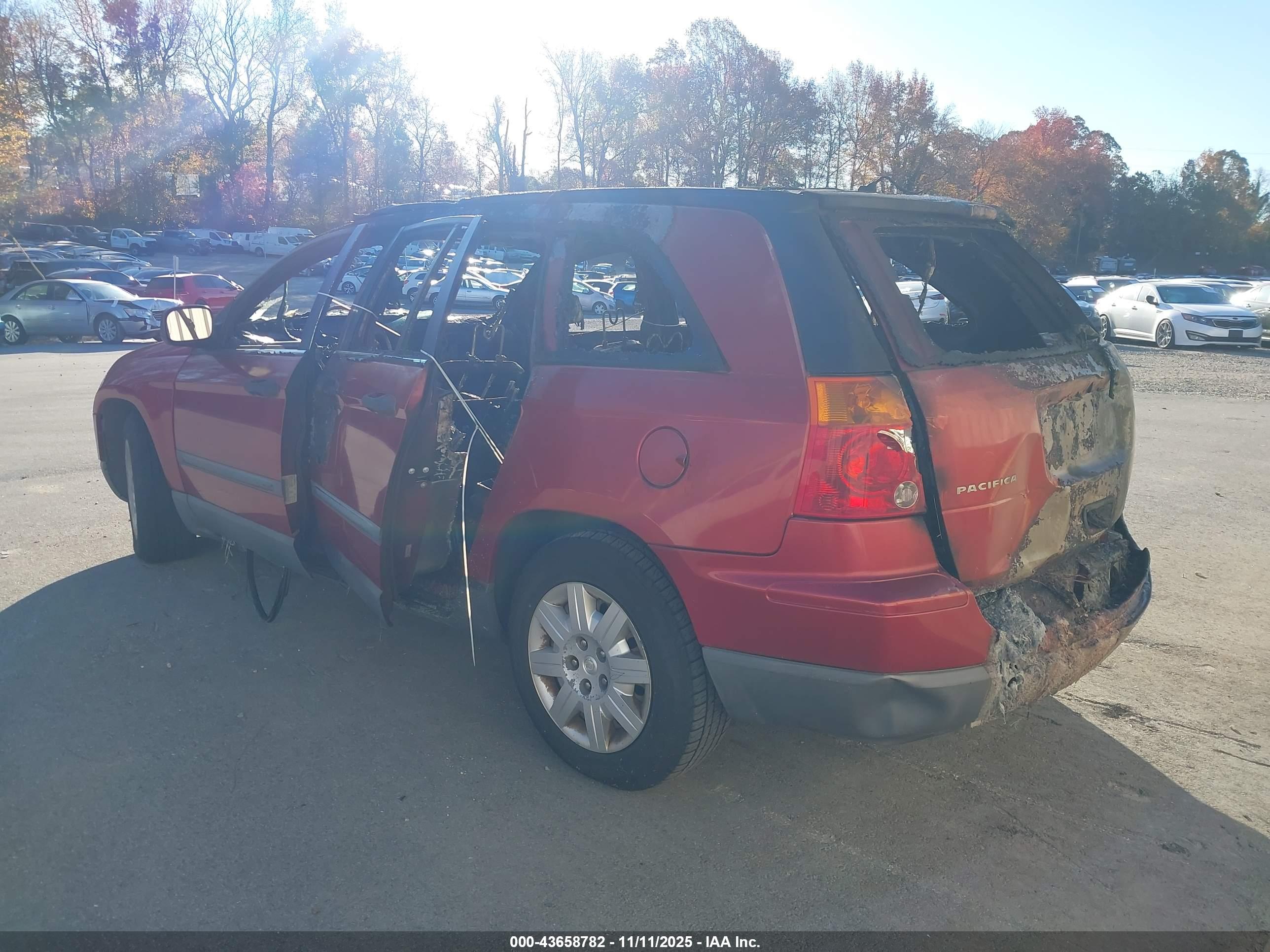 CHRYSLER PACIFICA image 3