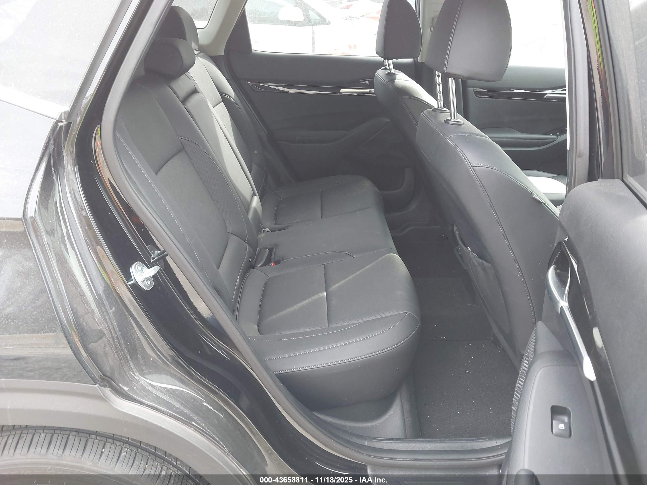 KIA SELTOS image 8