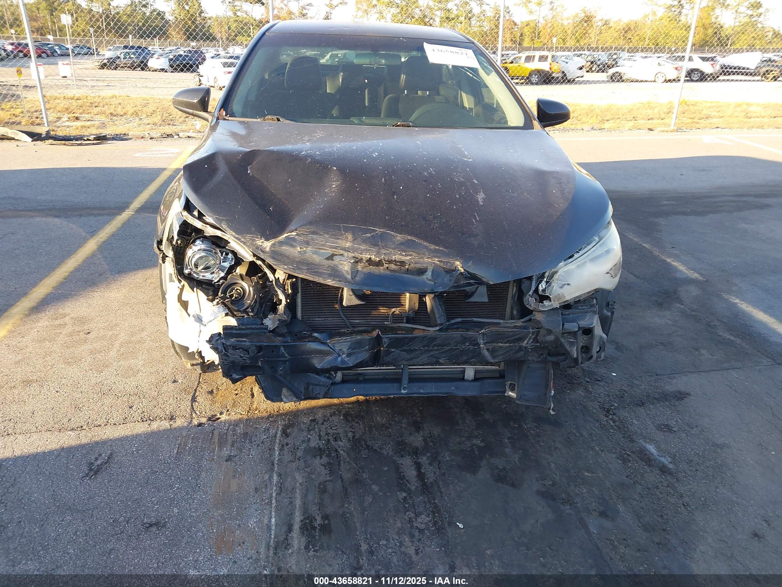 TOYOTA CAMRY image 6