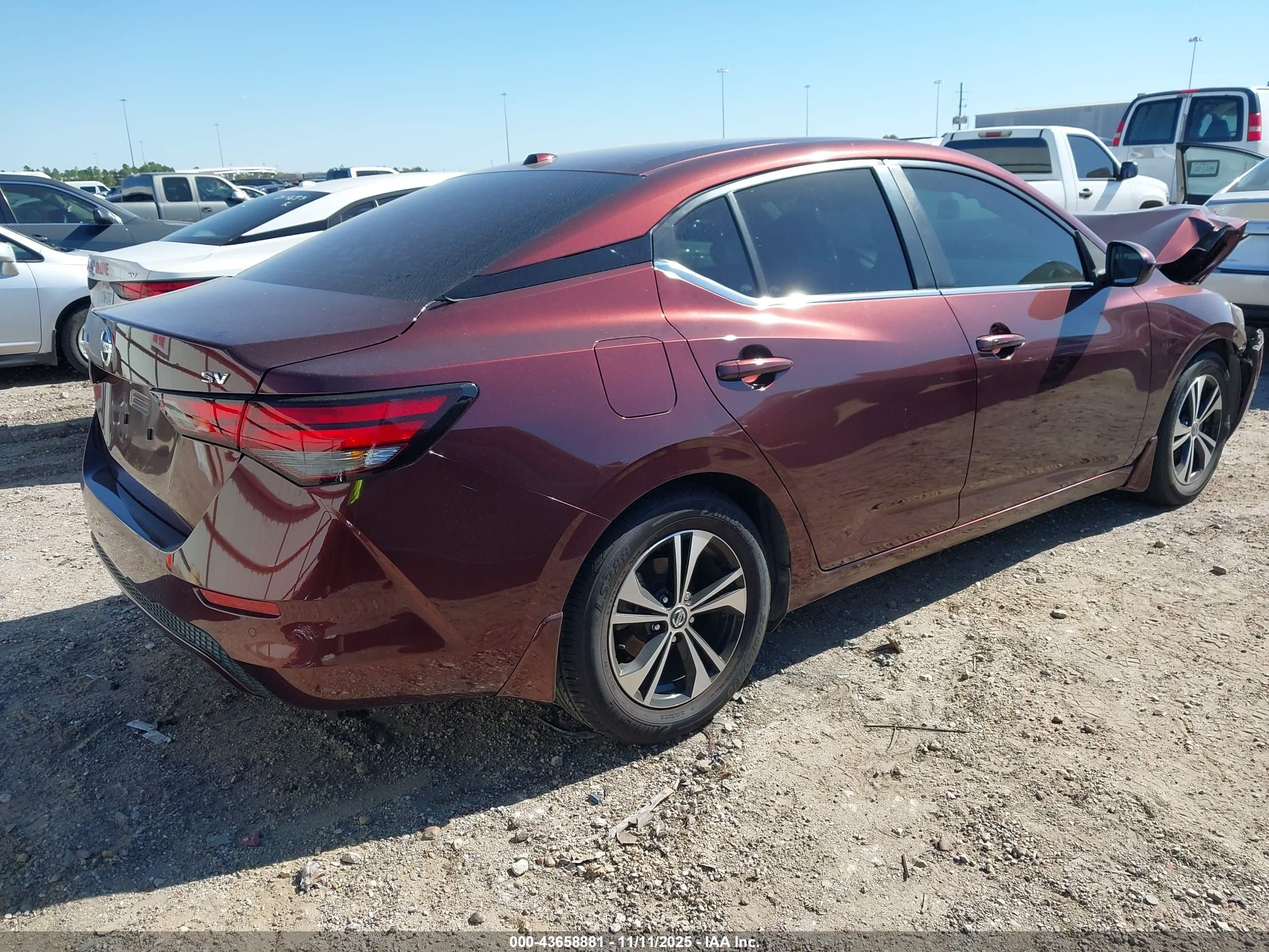 NISSAN SENTRA image 4