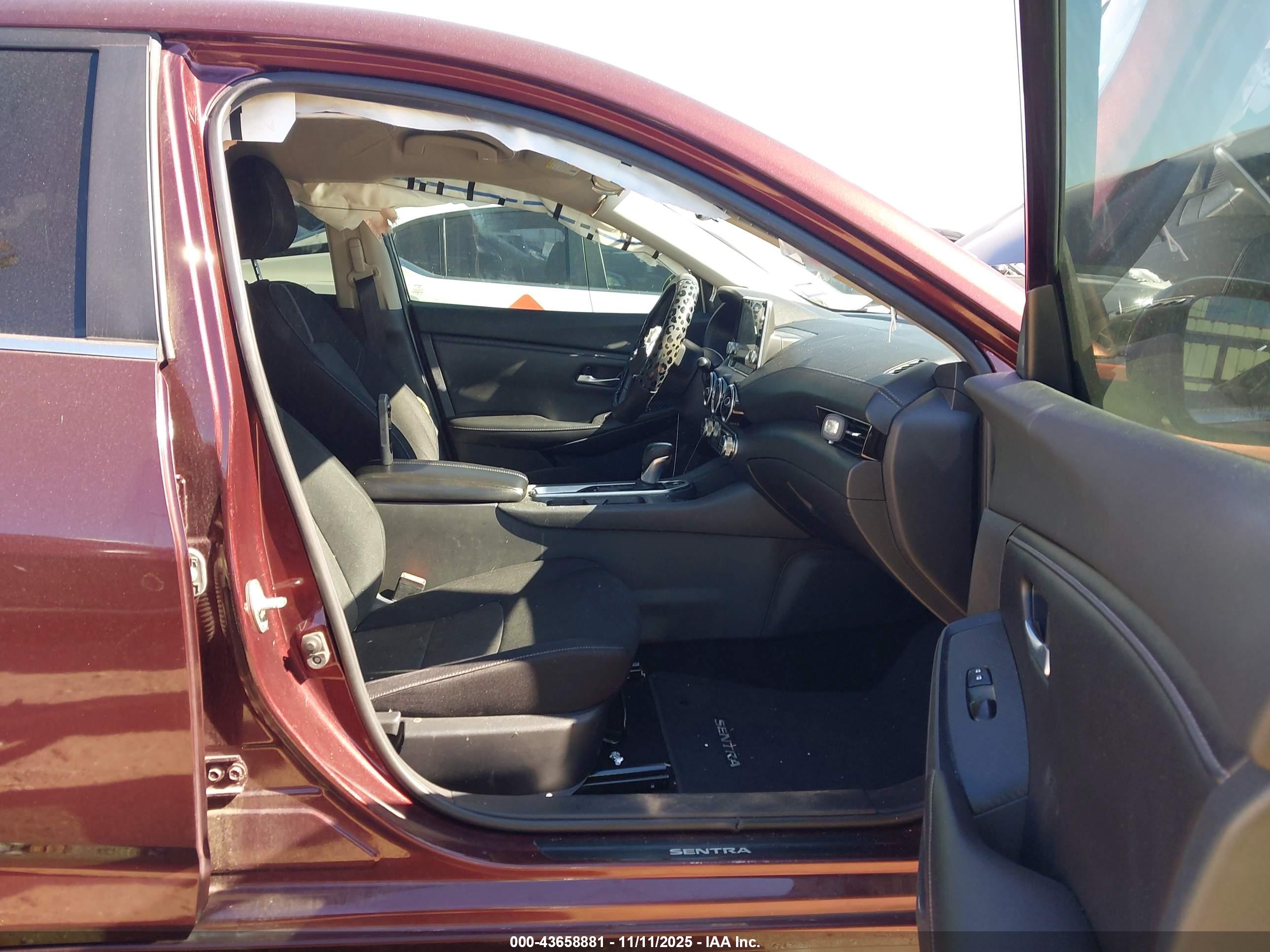 NISSAN SENTRA image 5