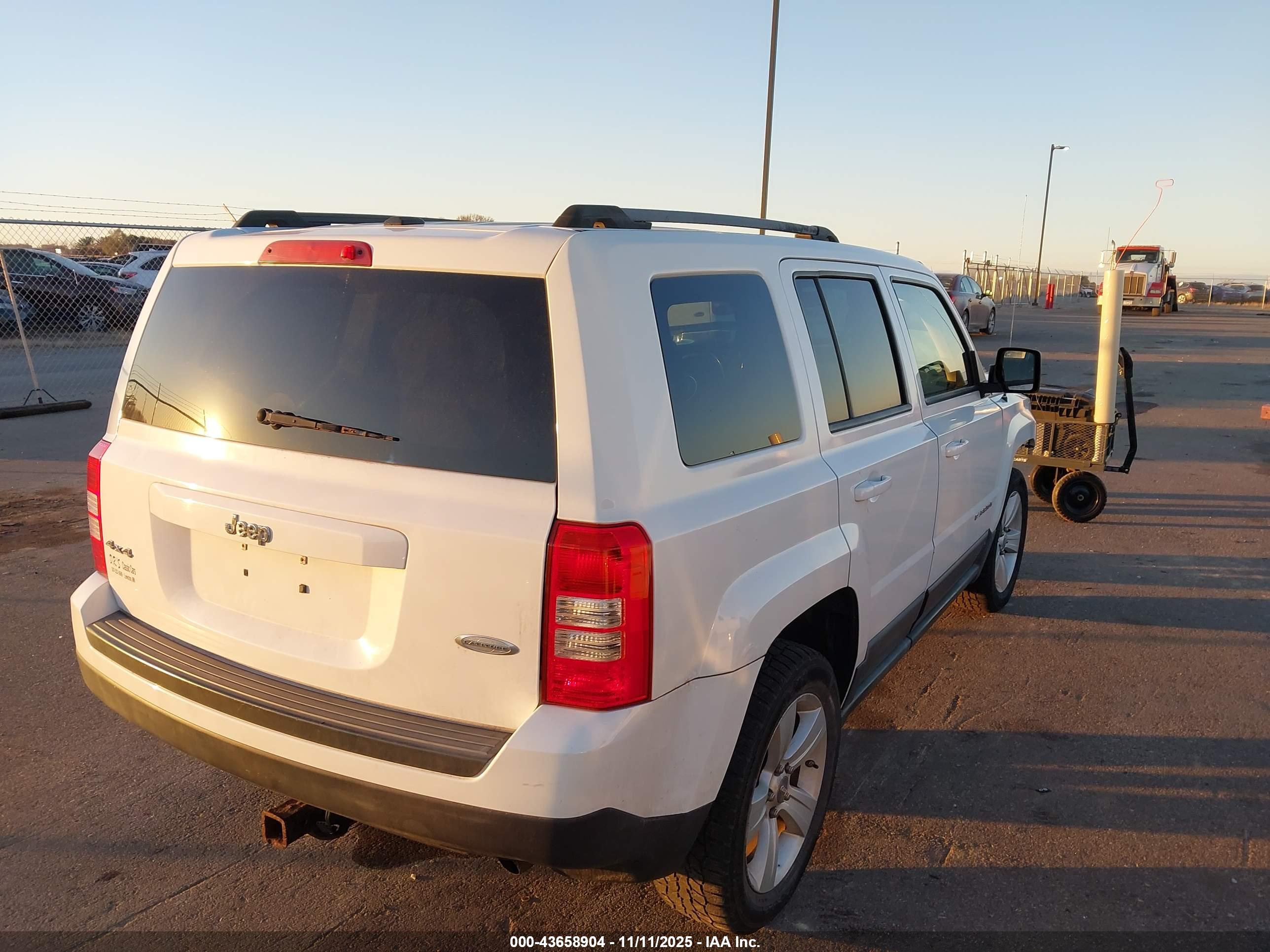 JEEP PATRIOT image 4